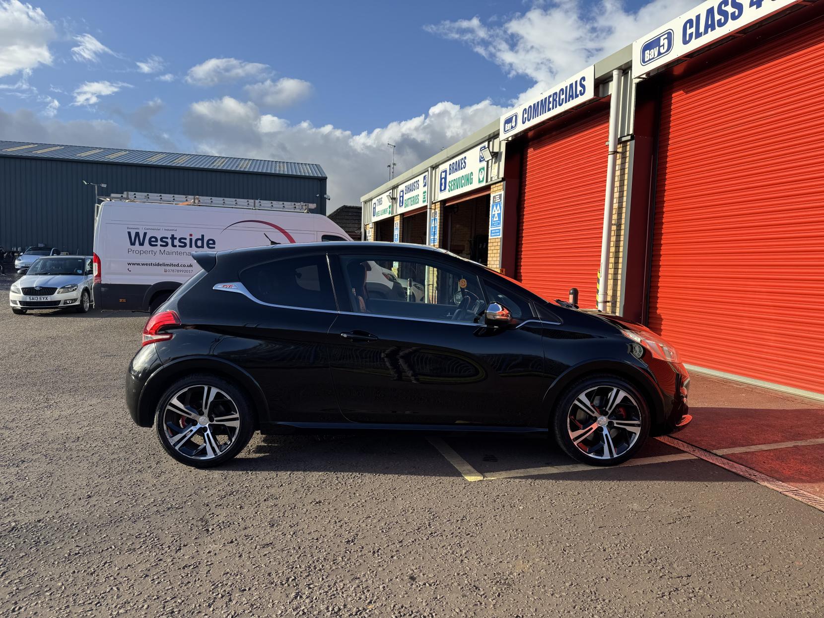 Peugeot 208 1.6 THP GTi Prestige Hatchback 3dr Petrol Manual Euro 6 (s/s) (208 ps)