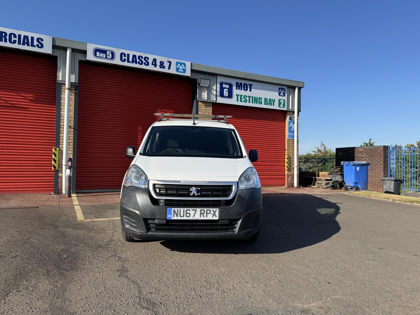 Peugeot Partner 1.6 BlueHDi 854 Professional Panel Van 5dr Diesel Manual L1 (112 g/km, 97.64 bhp)