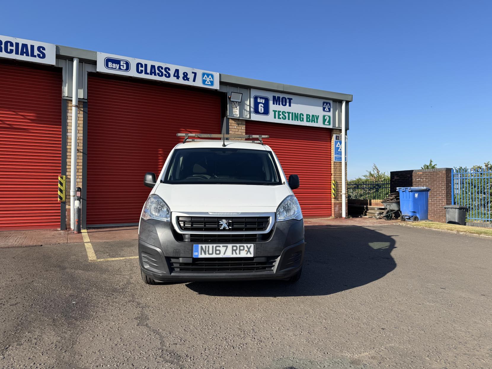 Peugeot Partner 1.6 BlueHDi 854 Professional Panel Van 5dr Diesel Manual L1 (112 g/km, 97.64 bhp)