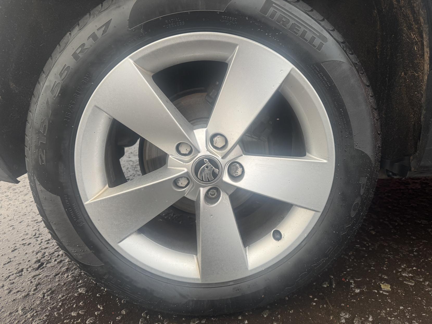 Skoda Karoq 1.0 TSI GPF SE SUV 5dr Petrol Manual Euro 6 (s/s) (115 ps)