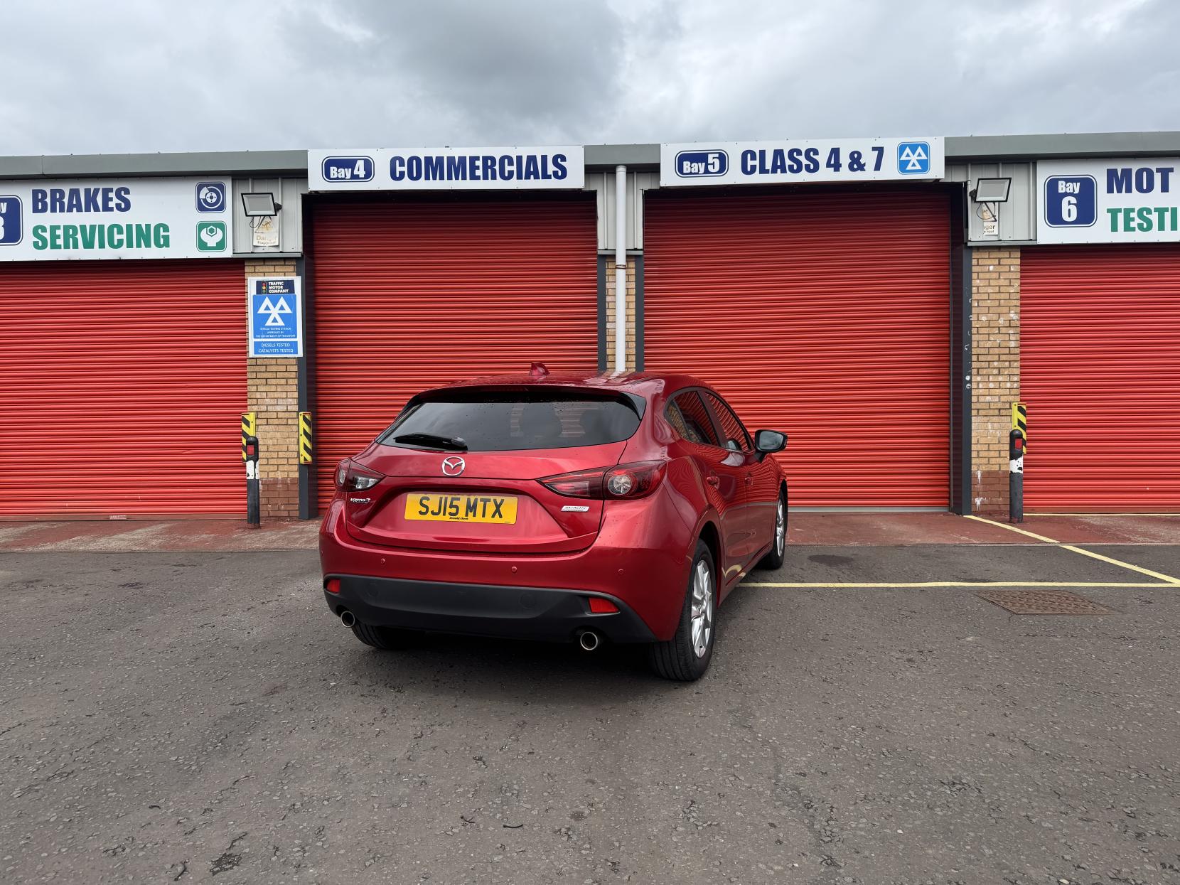 Mazda Mazda3 2.0 SKYACTIV-G SE-L Hatchback 5dr Petrol Manual Euro 5 (s/s) (120 ps)