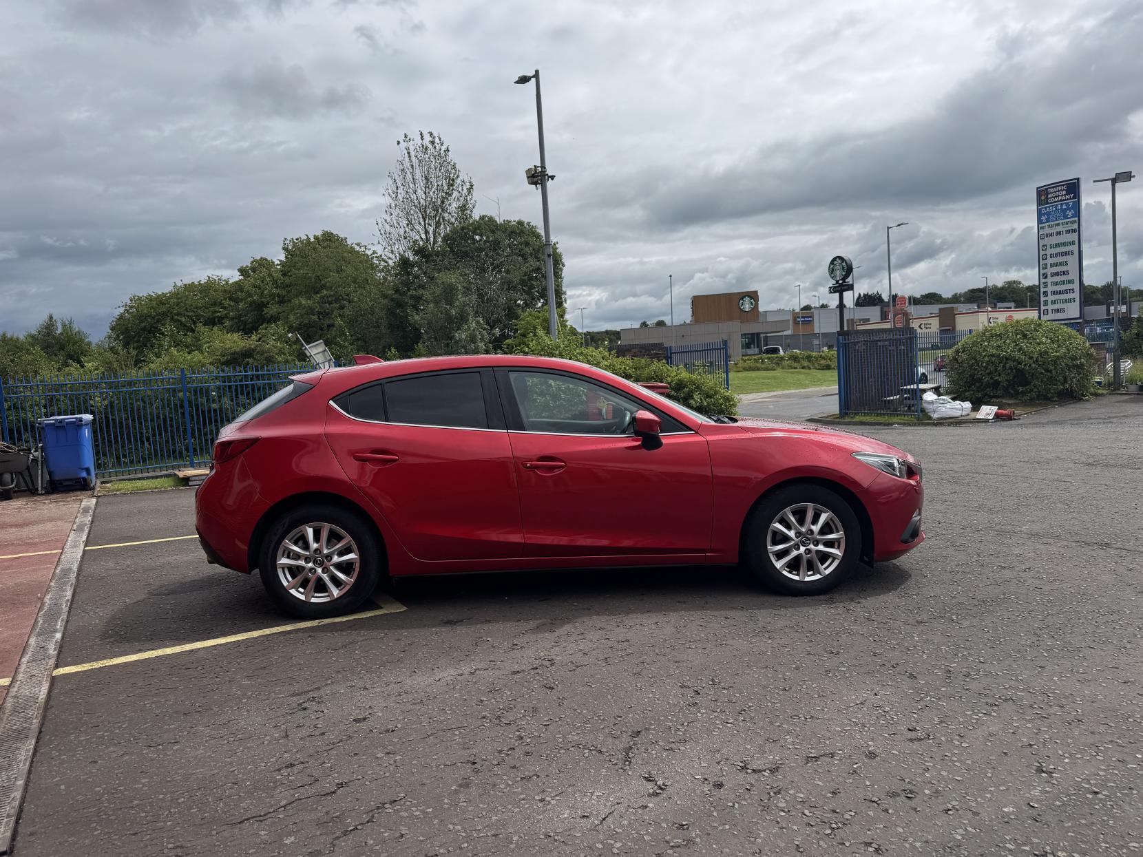 Mazda Mazda3 2.0 SKYACTIV-G SE-L Hatchback 5dr Petrol Manual Euro 5 (s/s) (120 ps)