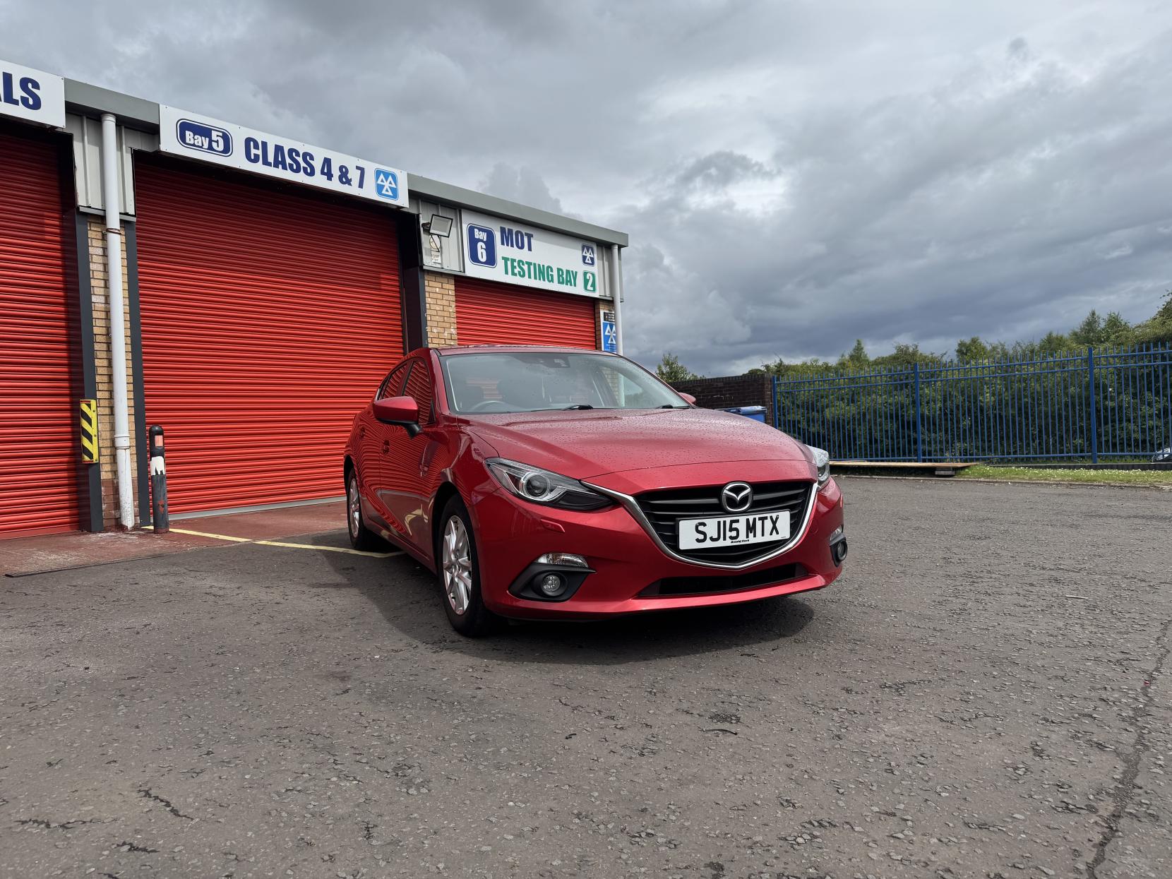 Mazda Mazda3 2.0 SKYACTIV-G SE-L Hatchback 5dr Petrol Manual Euro 5 (s/s) (120 ps)