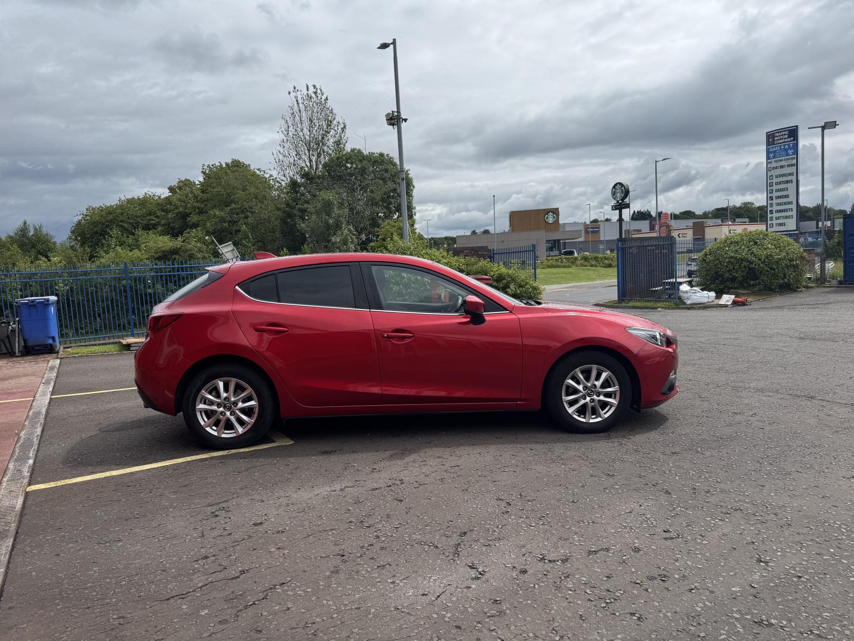 Mazda Mazda3 2.0 SKYACTIV-G SE-L Hatchback 5dr Petrol Manual Euro 5 (s/s) (120 ps)