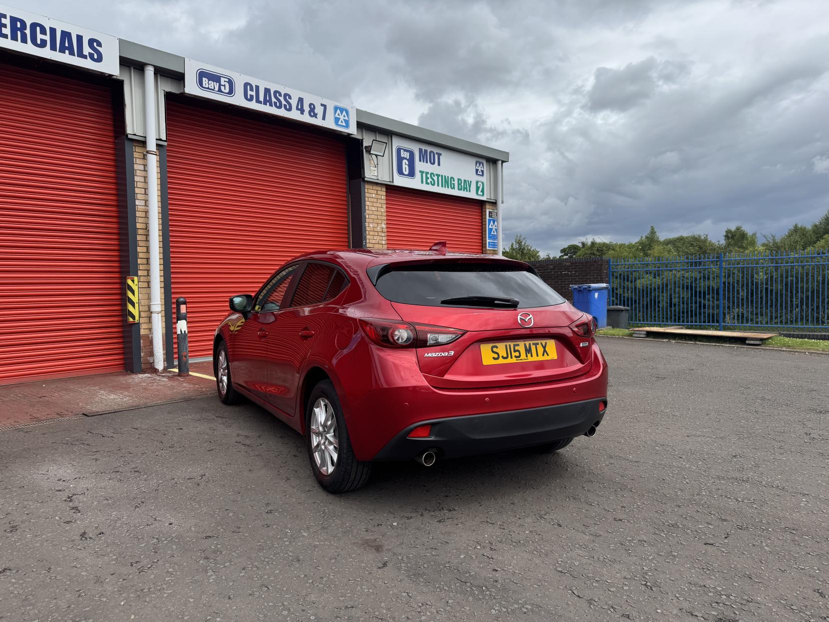 Mazda Mazda3 2.0 SKYACTIV-G SE-L Hatchback 5dr Petrol Manual Euro 5 (s/s) (120 ps)
