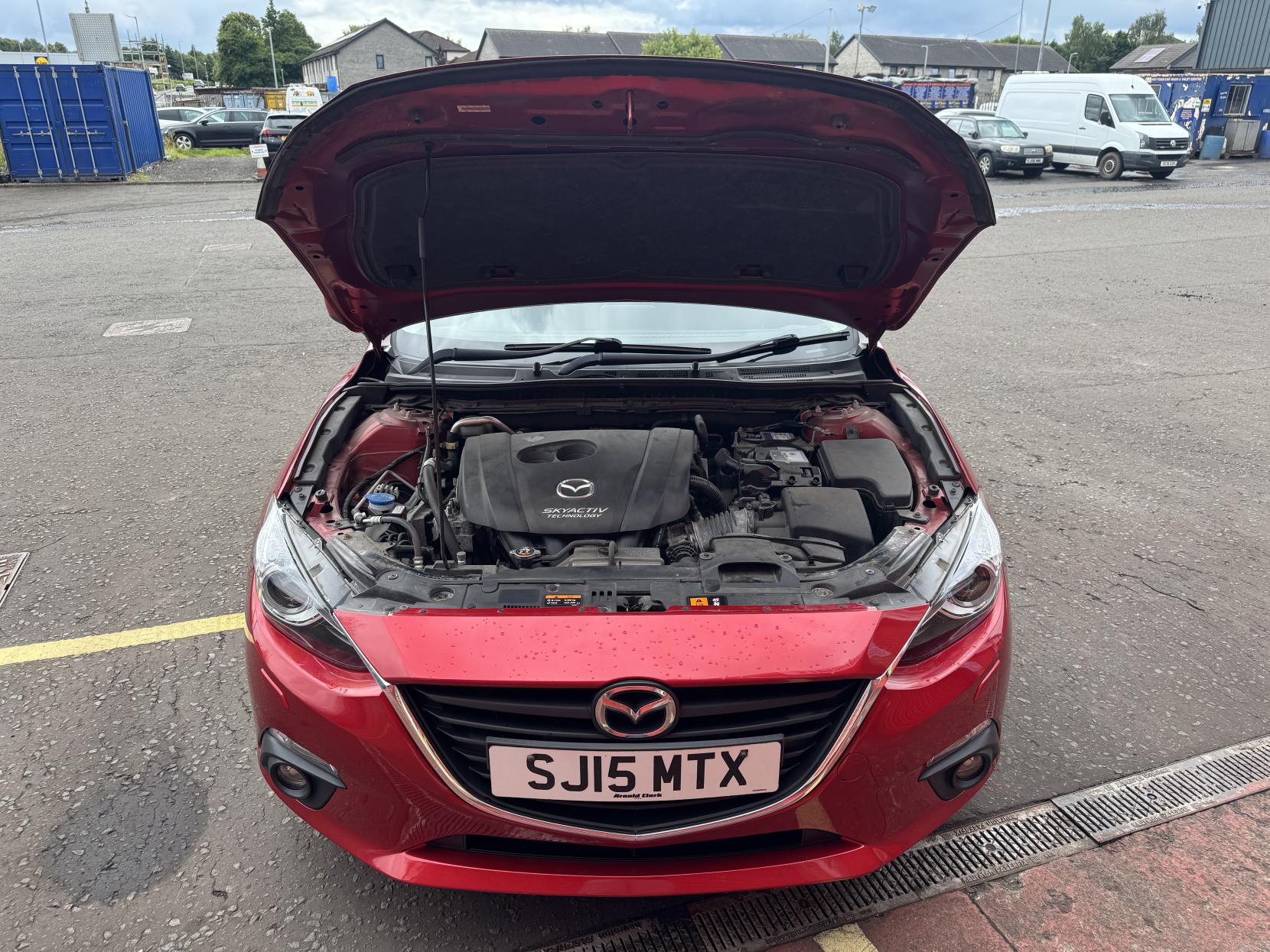 Mazda Mazda3 2.0 SKYACTIV-G SE-L Hatchback 5dr Petrol Manual Euro 5 (s/s) (120 ps)