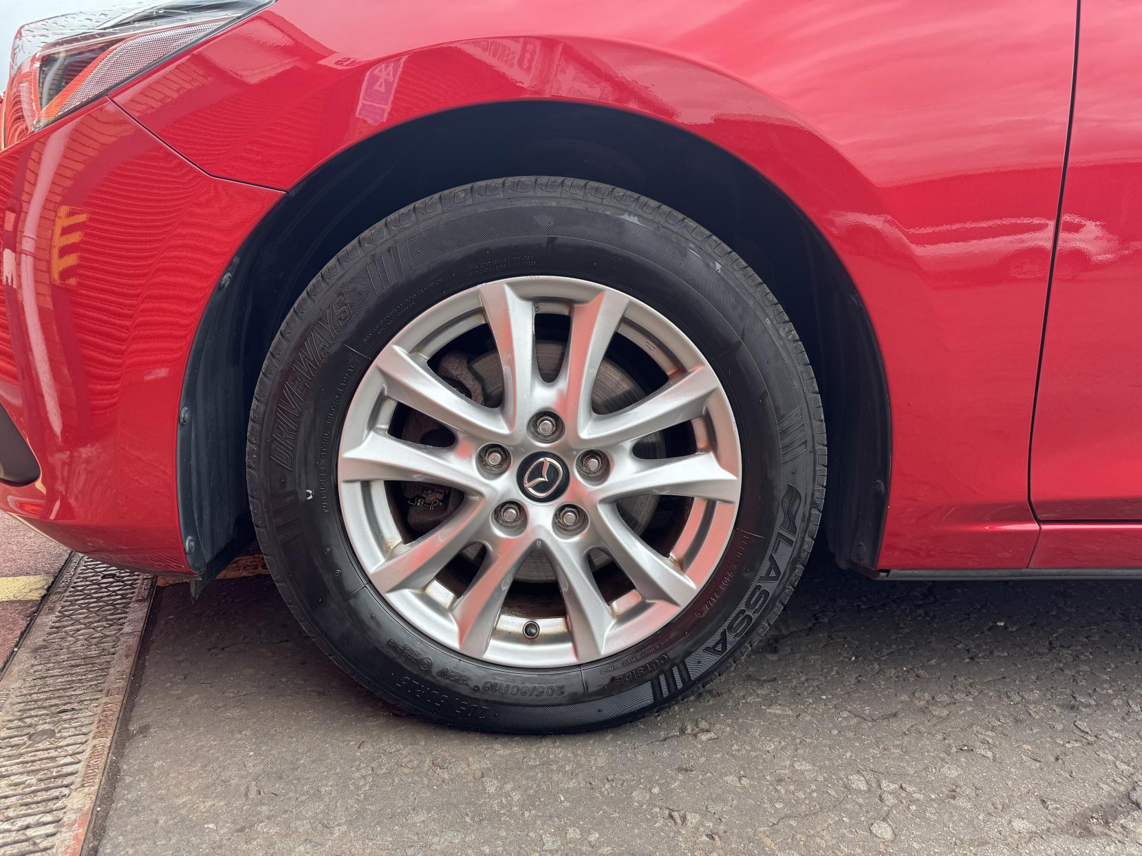 Mazda Mazda3 2.0 SKYACTIV-G SE-L Hatchback 5dr Petrol Manual Euro 5 (s/s) (120 ps)