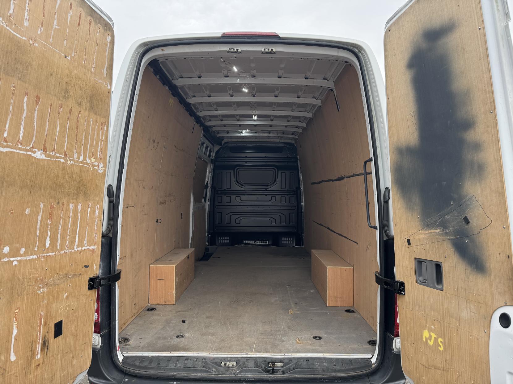 Mercedes-Benz Sprinter 2.1 313 CDi Panel Van 4dr Diesel Manual RWD L3 H3 (129 bhp)