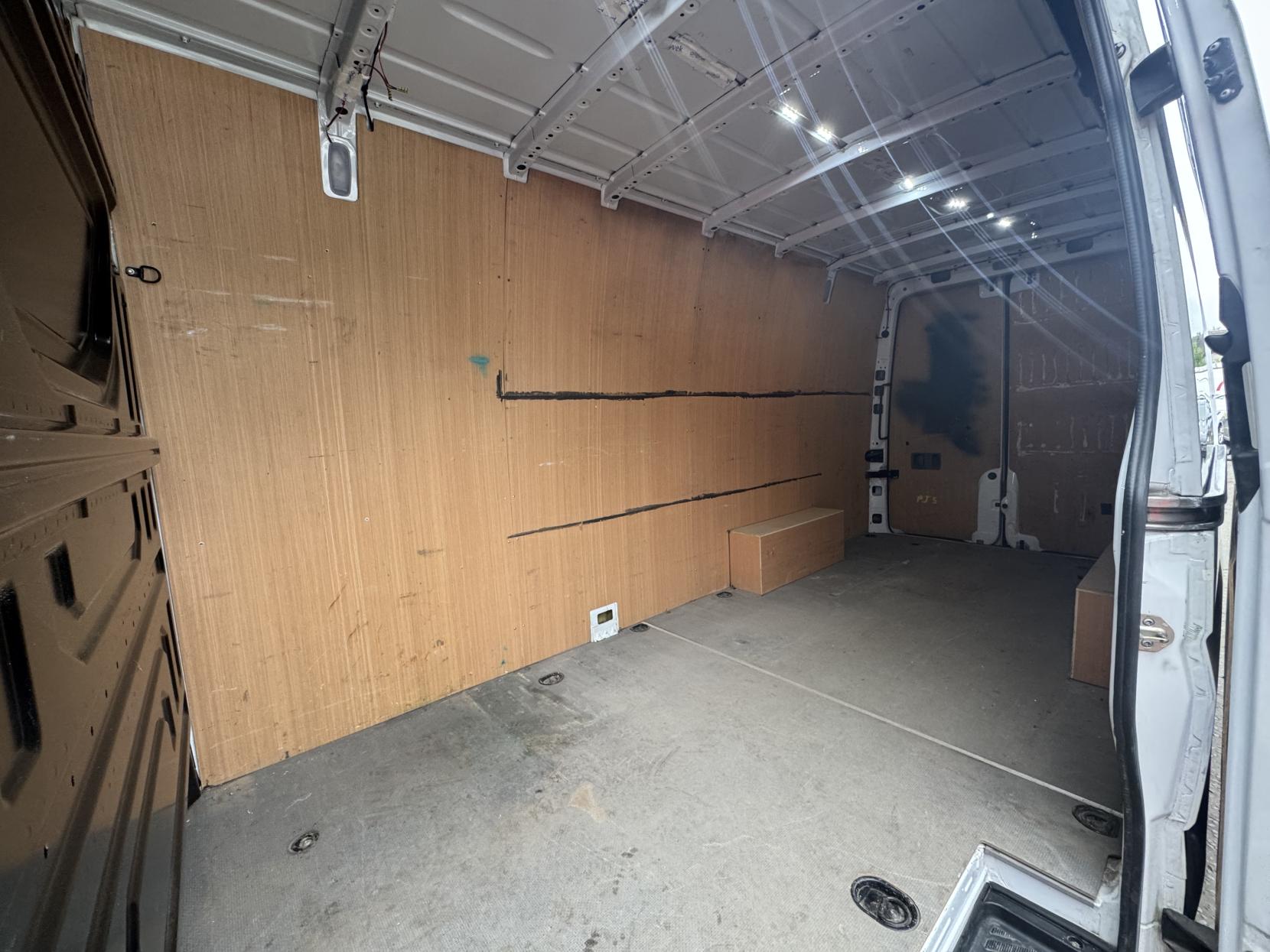 Mercedes-Benz Sprinter 2.1 313 CDi Panel Van 4dr Diesel Manual RWD L3 H3 (129 bhp)