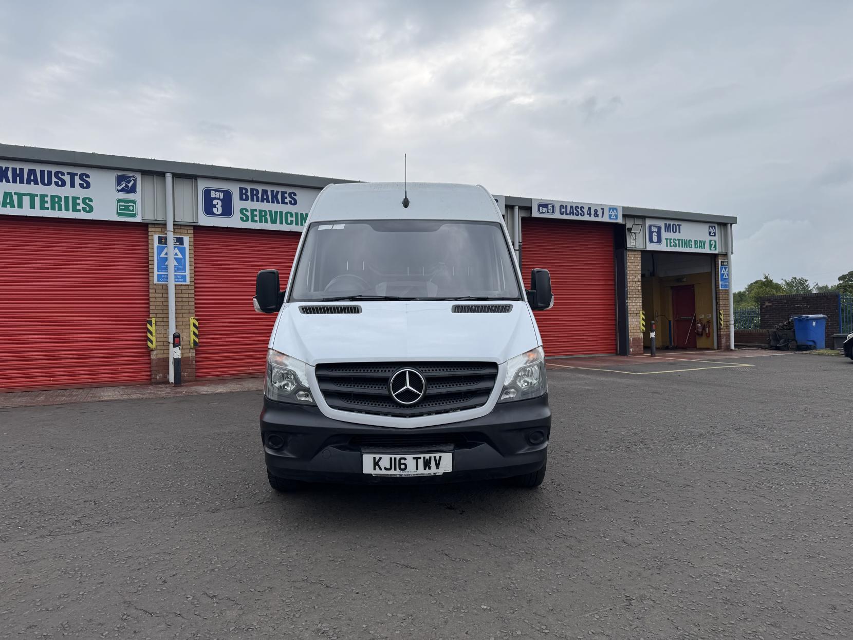 Mercedes-Benz Sprinter 2.1 313 CDi Panel Van 4dr Diesel Manual RWD L3 H3 (129 bhp)