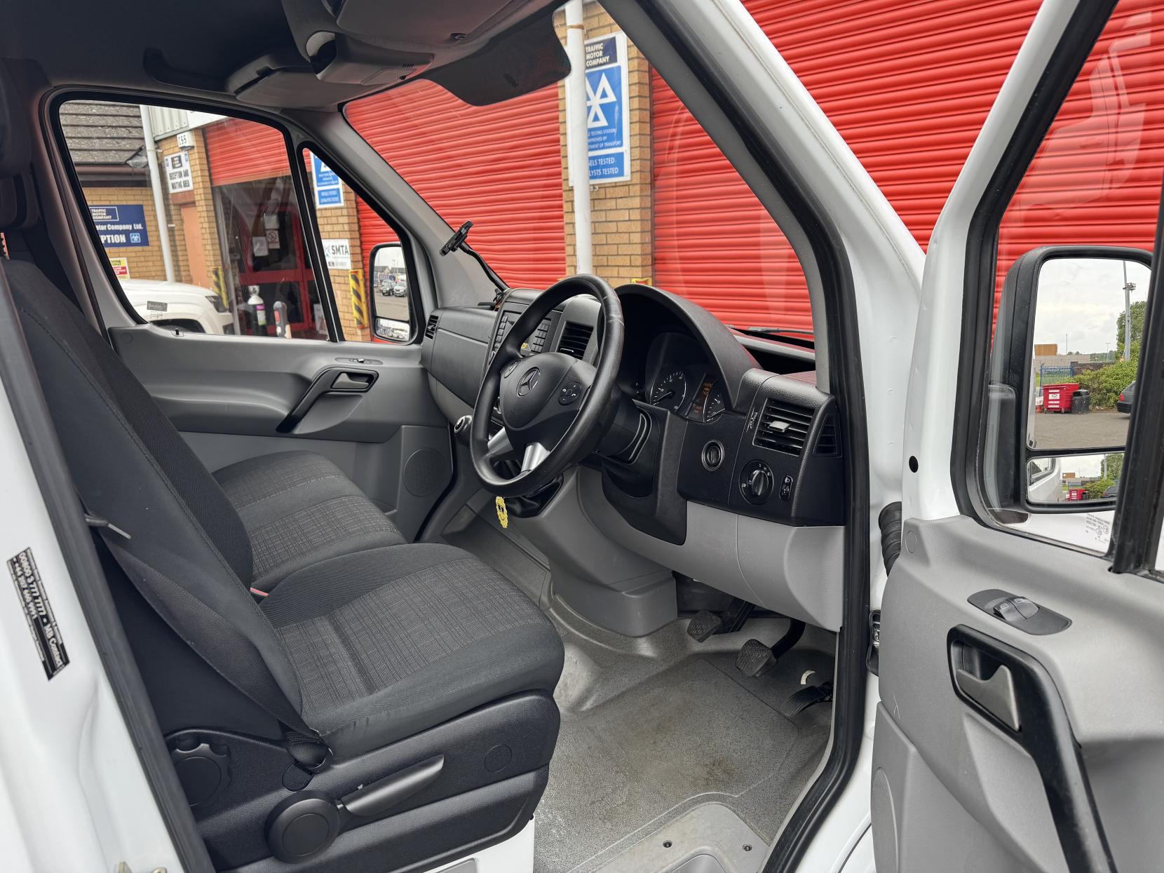 Mercedes-Benz Sprinter 2.1 313 CDi Panel Van 4dr Diesel Manual RWD L3 H3 (129 bhp)