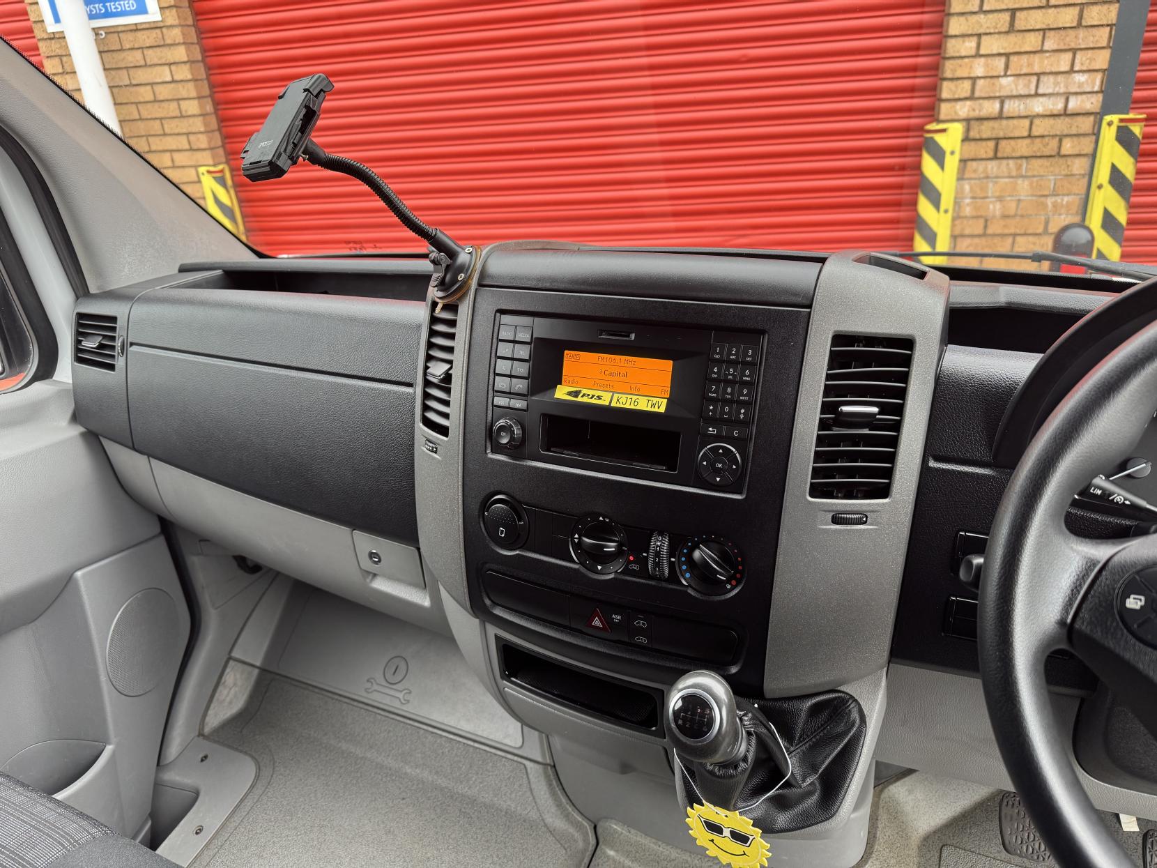 Mercedes-Benz Sprinter 2.1 313 CDi Panel Van 4dr Diesel Manual RWD L3 H3 (129 bhp)