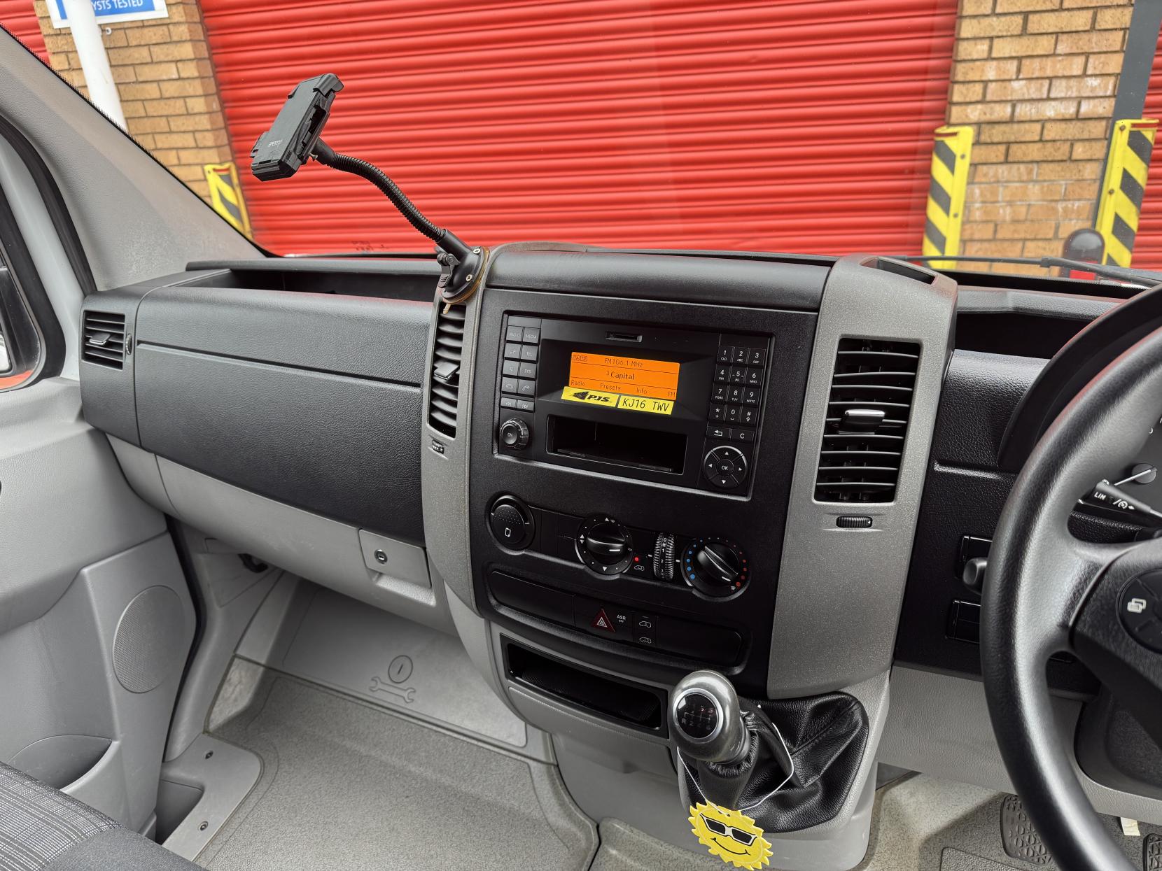 Mercedes-Benz Sprinter 2.1 313 CDi Panel Van 4dr Diesel Manual RWD L3 H3 (129 bhp)