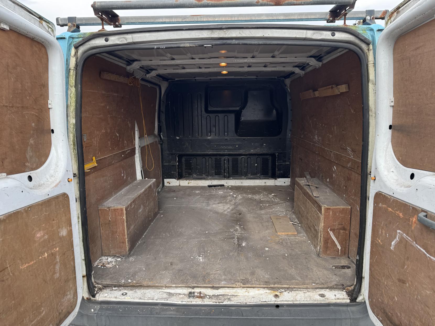 Ford Transit 2.2 TDCi 260 Duratorq Panel Van 5dr Diesel Manual FWD L1 H1 (84 bhp)
