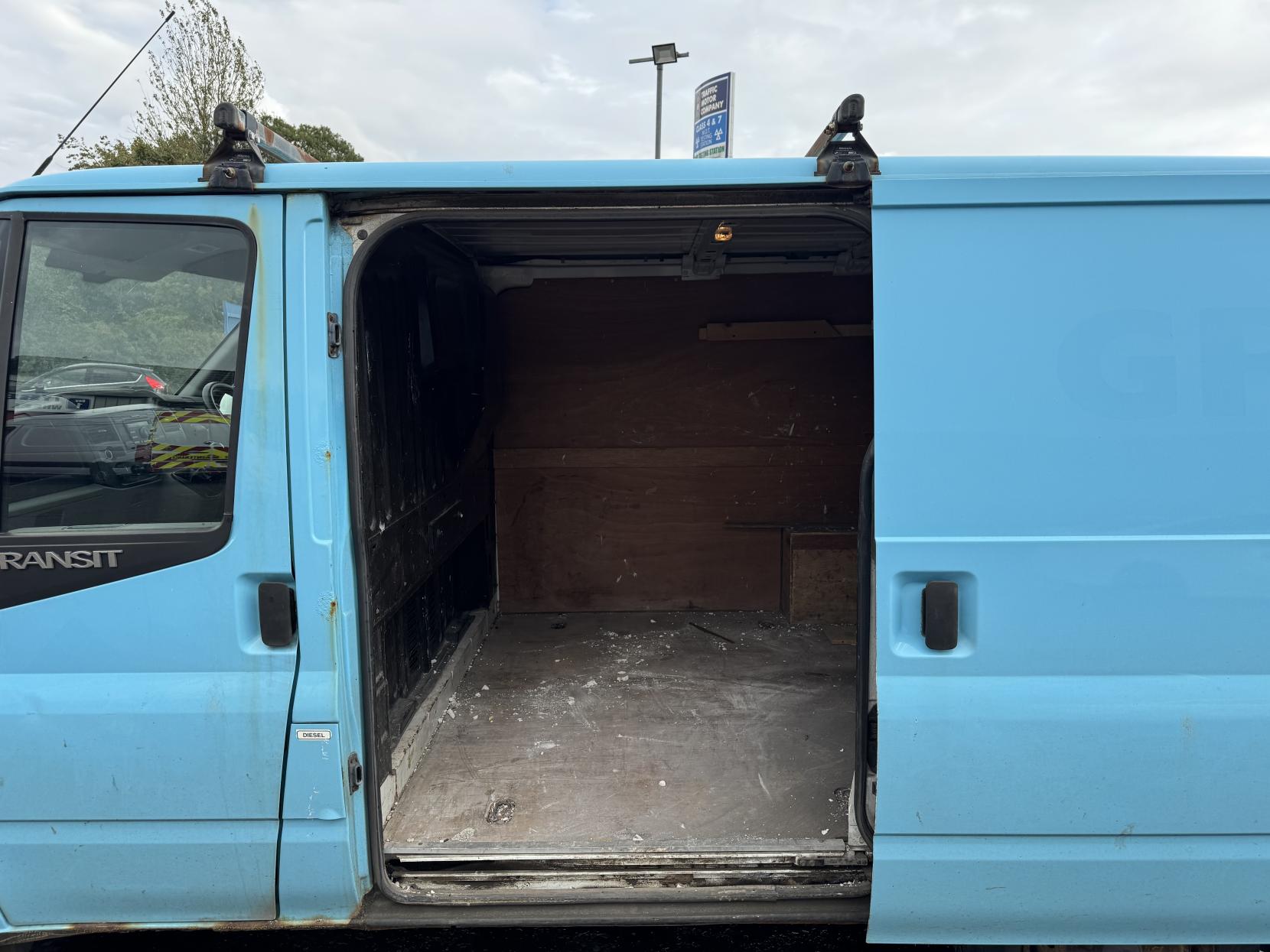 Ford Transit 2.2 TDCi 260 Duratorq Panel Van 5dr Diesel Manual FWD L1 H1 (84 bhp)