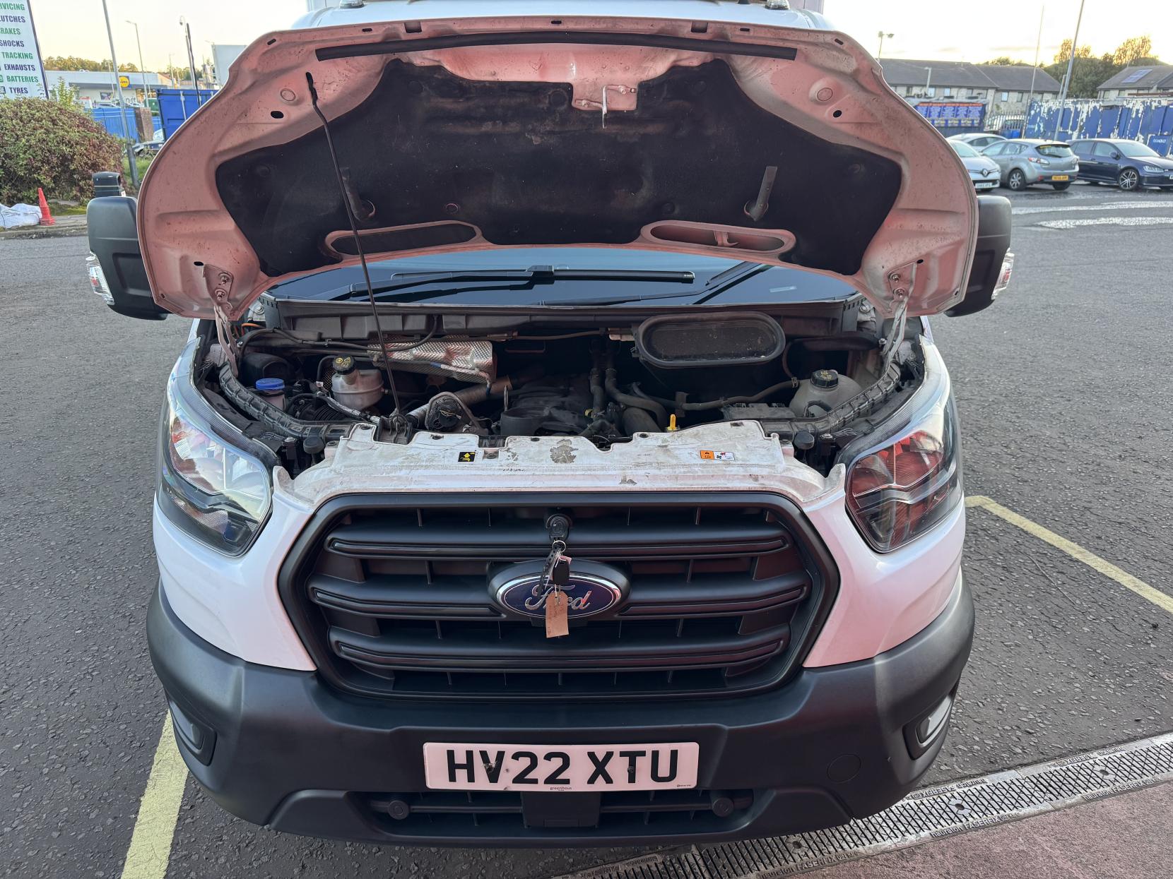 Ford Transit 2.0 350 EcoBlue Leader Luton 3dr Diesel Manual RWD L3 Euro 6 (s/s) (130 ps)