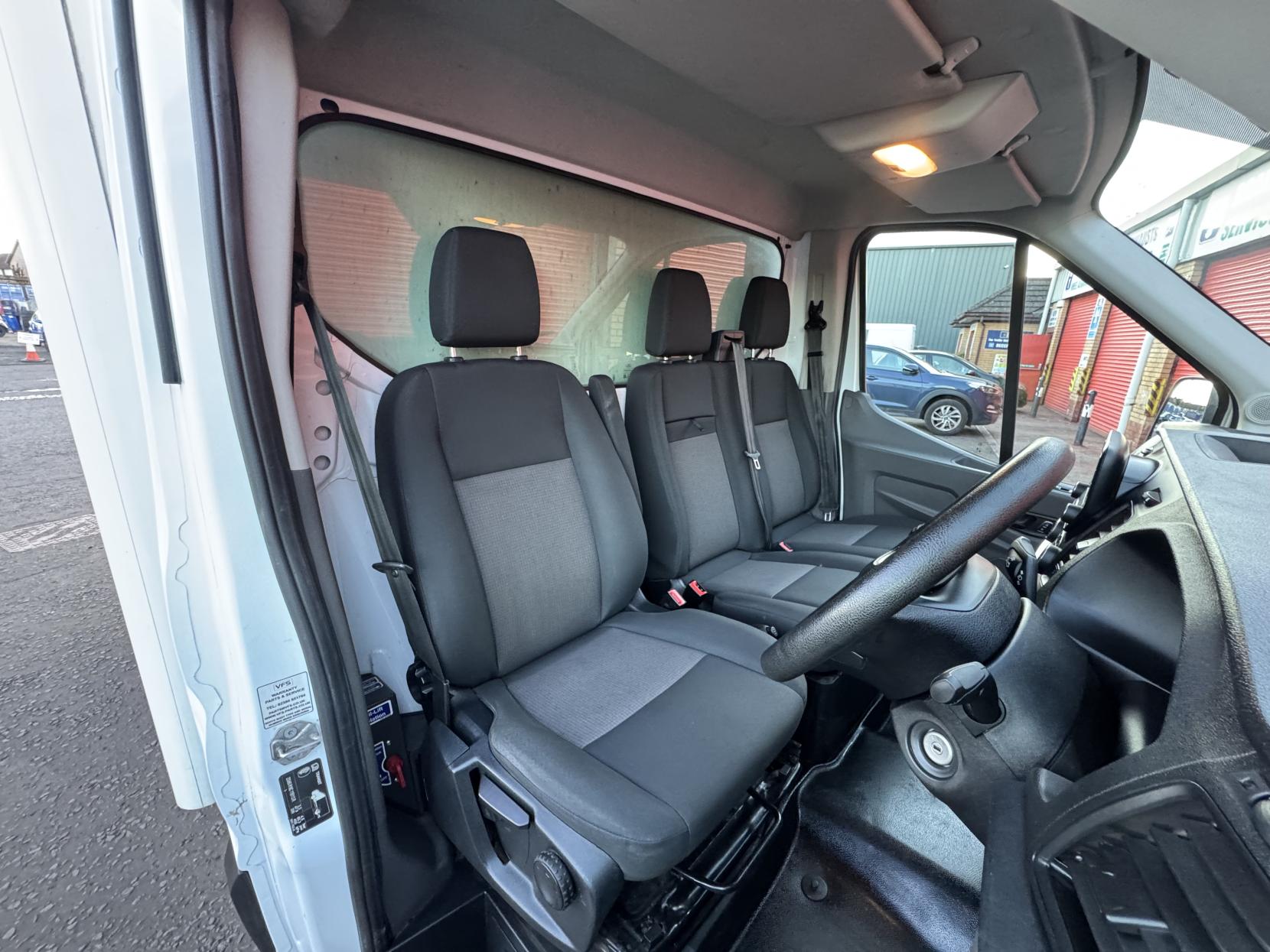 Ford Transit 2.0 350 EcoBlue Leader Luton 3dr Diesel Manual RWD L3 Euro 6 (s/s) (130 ps)