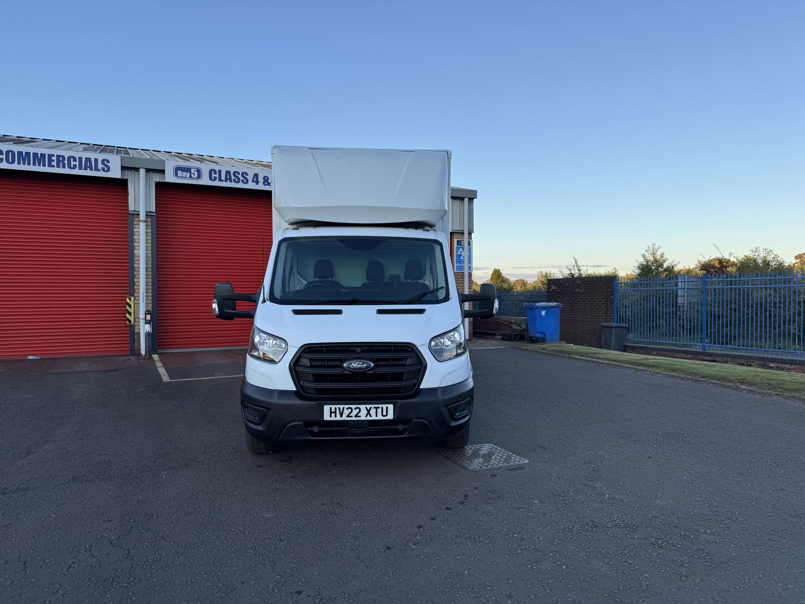 Ford Transit 2.0 350 EcoBlue Leader Luton 3dr Diesel Manual RWD L3 Euro 6 (s/s) (130 ps)