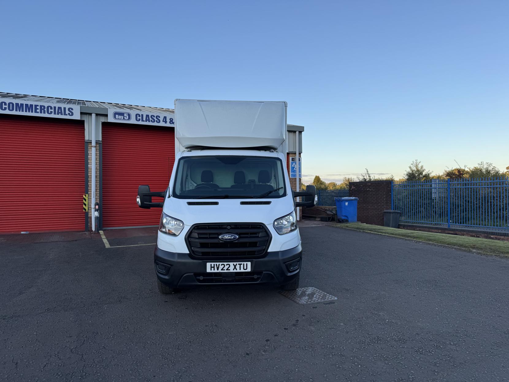Ford Transit 2.0 350 EcoBlue Leader Luton 3dr Diesel Manual RWD L3 Euro 6 (s/s) (130 ps)