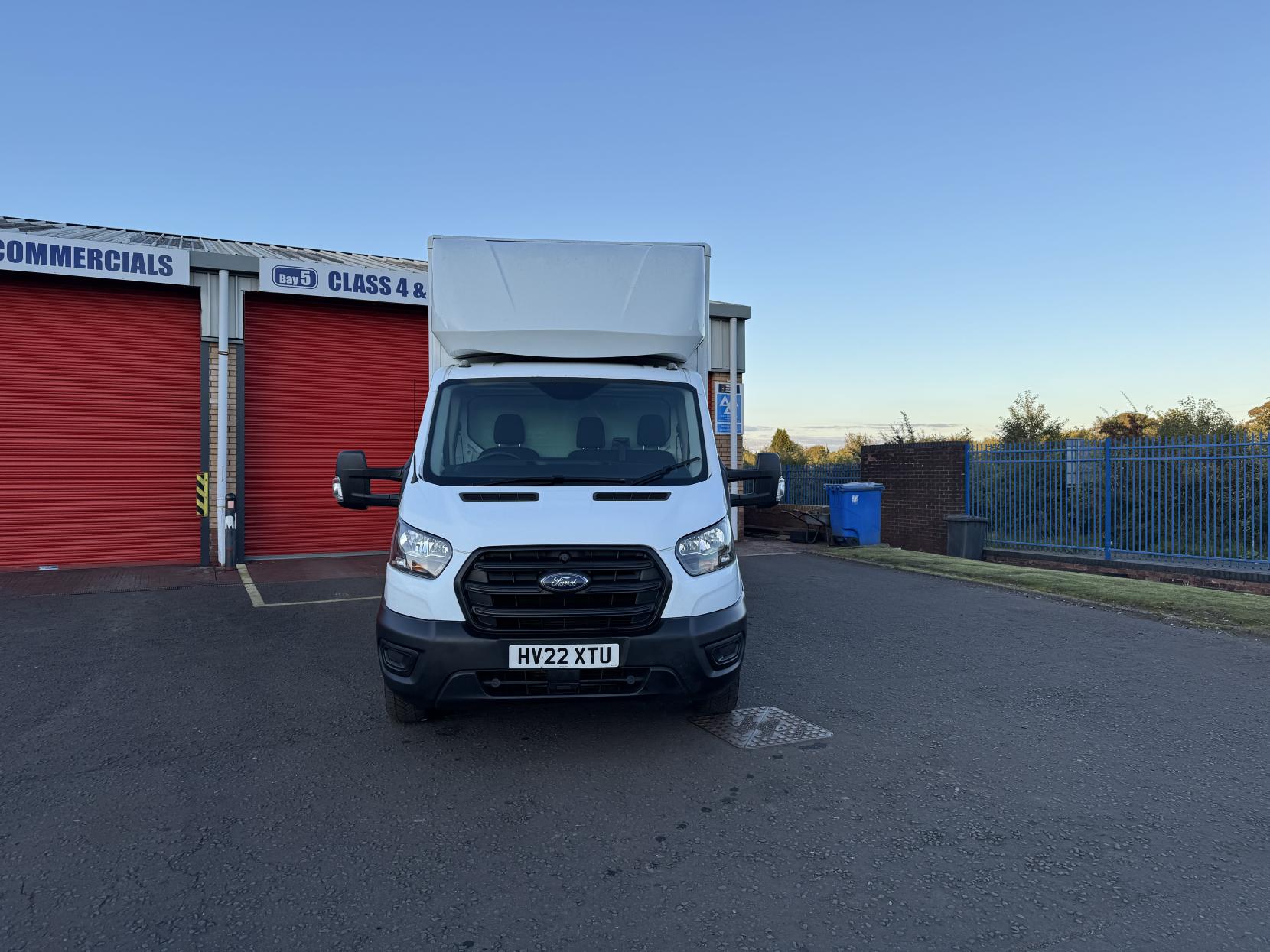 Ford Transit 2.0 350 EcoBlue Leader Luton 3dr Diesel Manual RWD L3 Euro 6 (s/s) (130 ps)