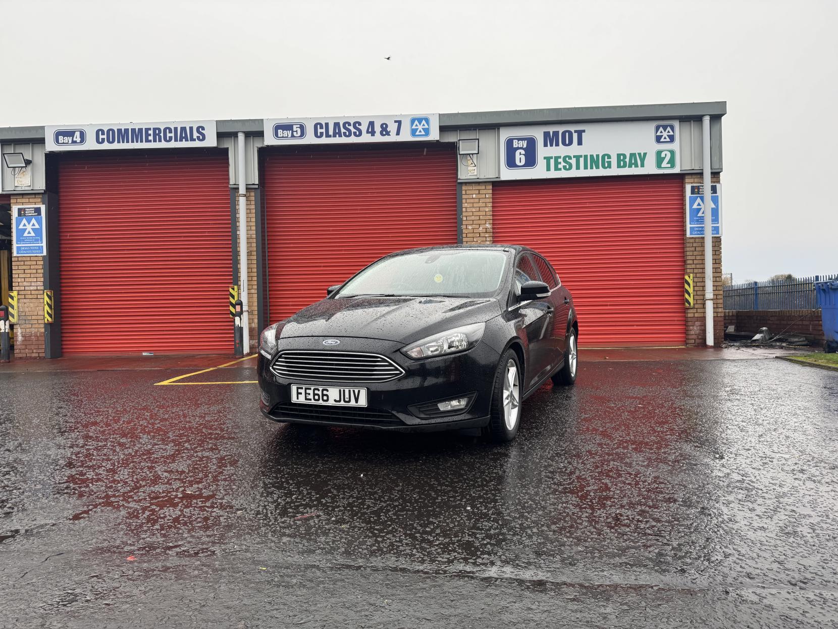 Ford Focus 1.0T EcoBoost Zetec Hatchback 5dr Petrol Manual Euro 6 (s/s) (125 ps)