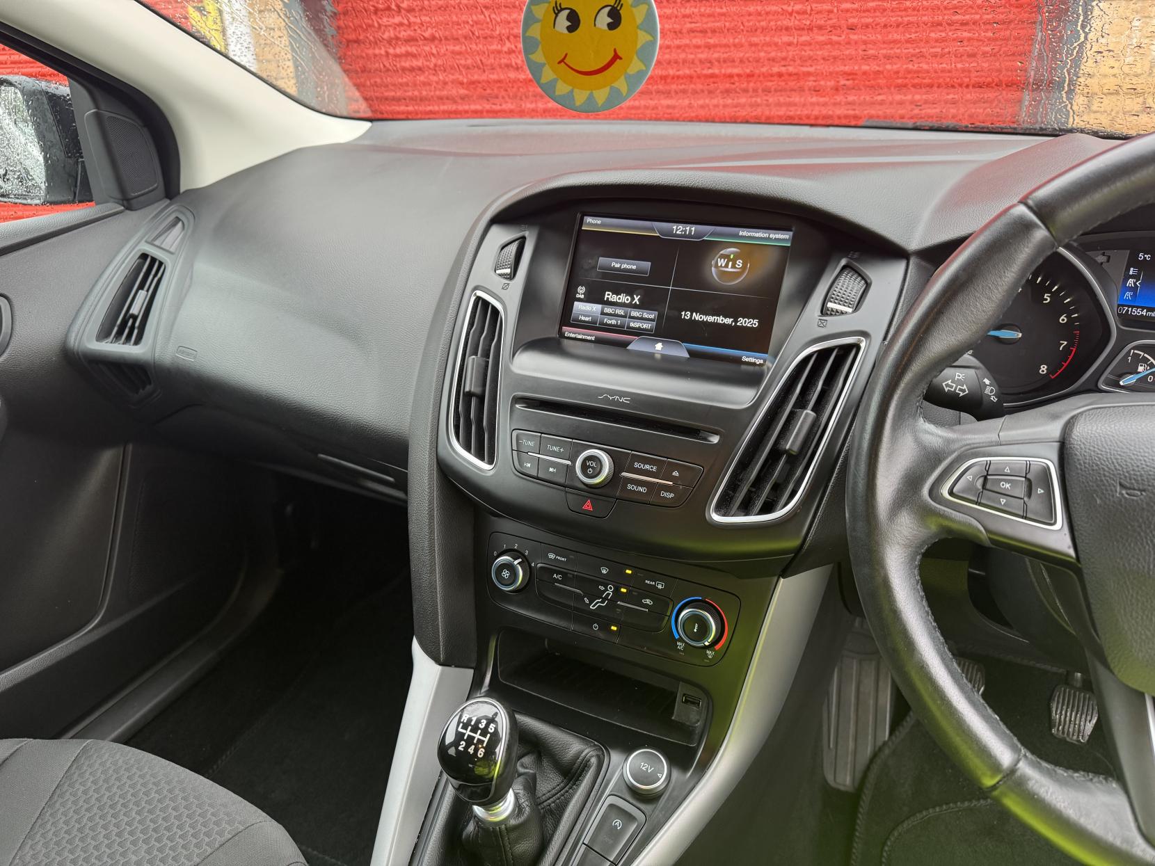 Ford Focus 1.0T EcoBoost Zetec Hatchback 5dr Petrol Manual Euro 6 (s/s) (125 ps)