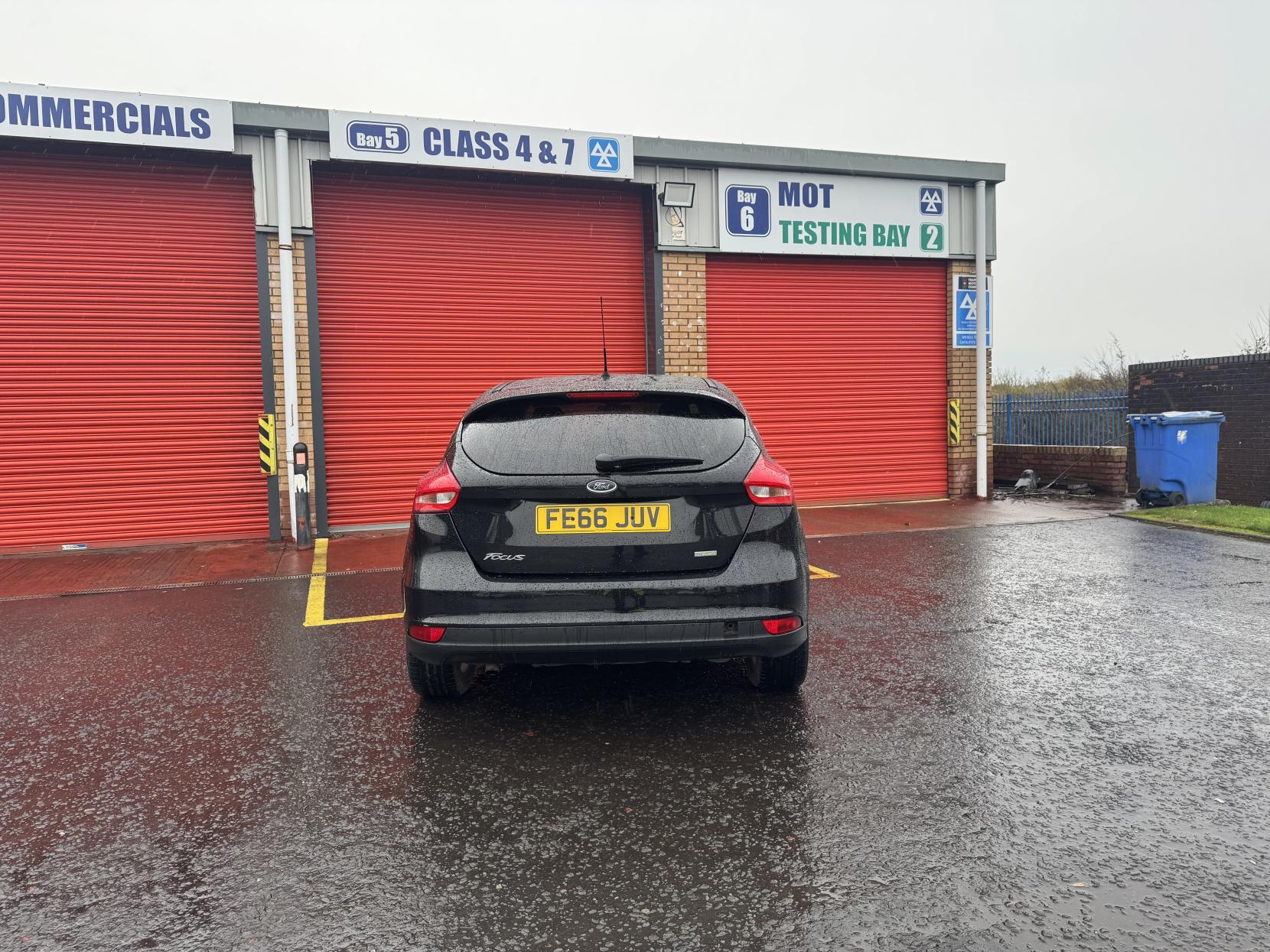 Ford Focus 1.0T EcoBoost Zetec Hatchback 5dr Petrol Manual Euro 6 (s/s) (125 ps)