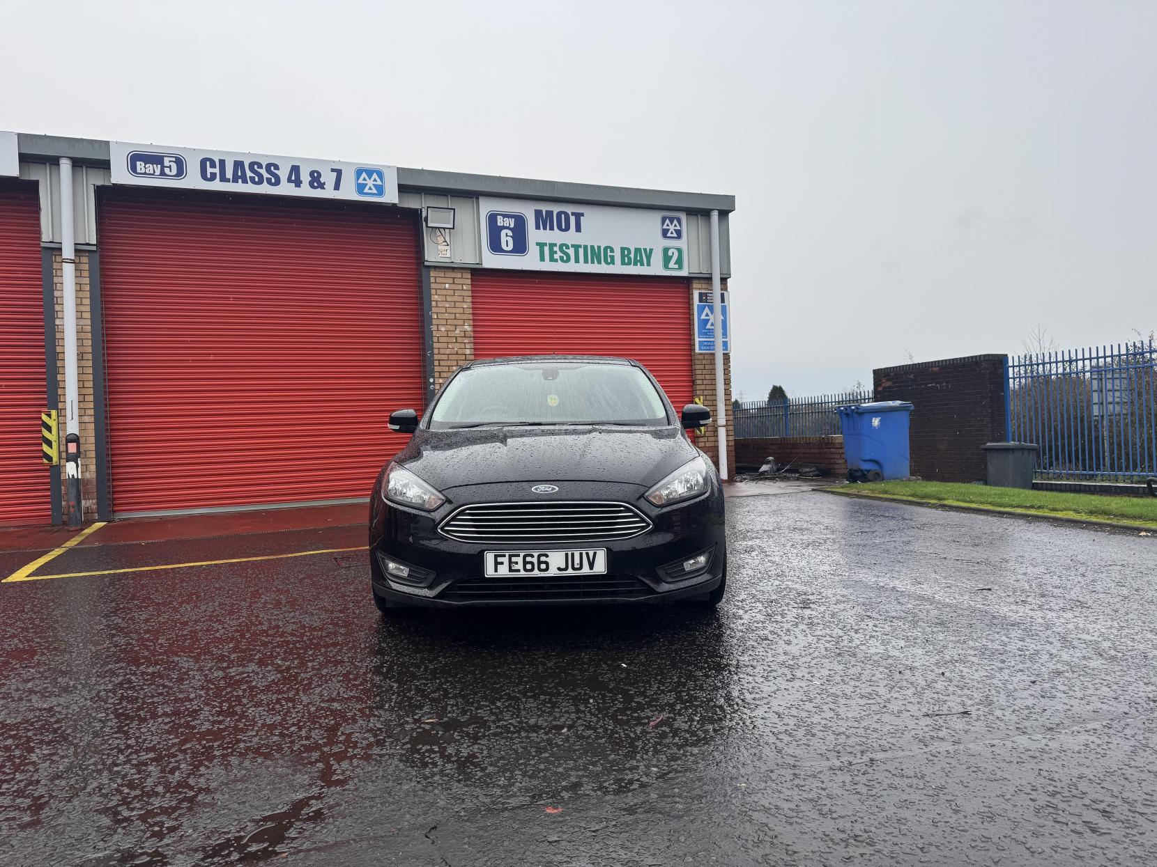 Ford Focus 1.0T EcoBoost Zetec Hatchback 5dr Petrol Manual Euro 6 (s/s) (125 ps)