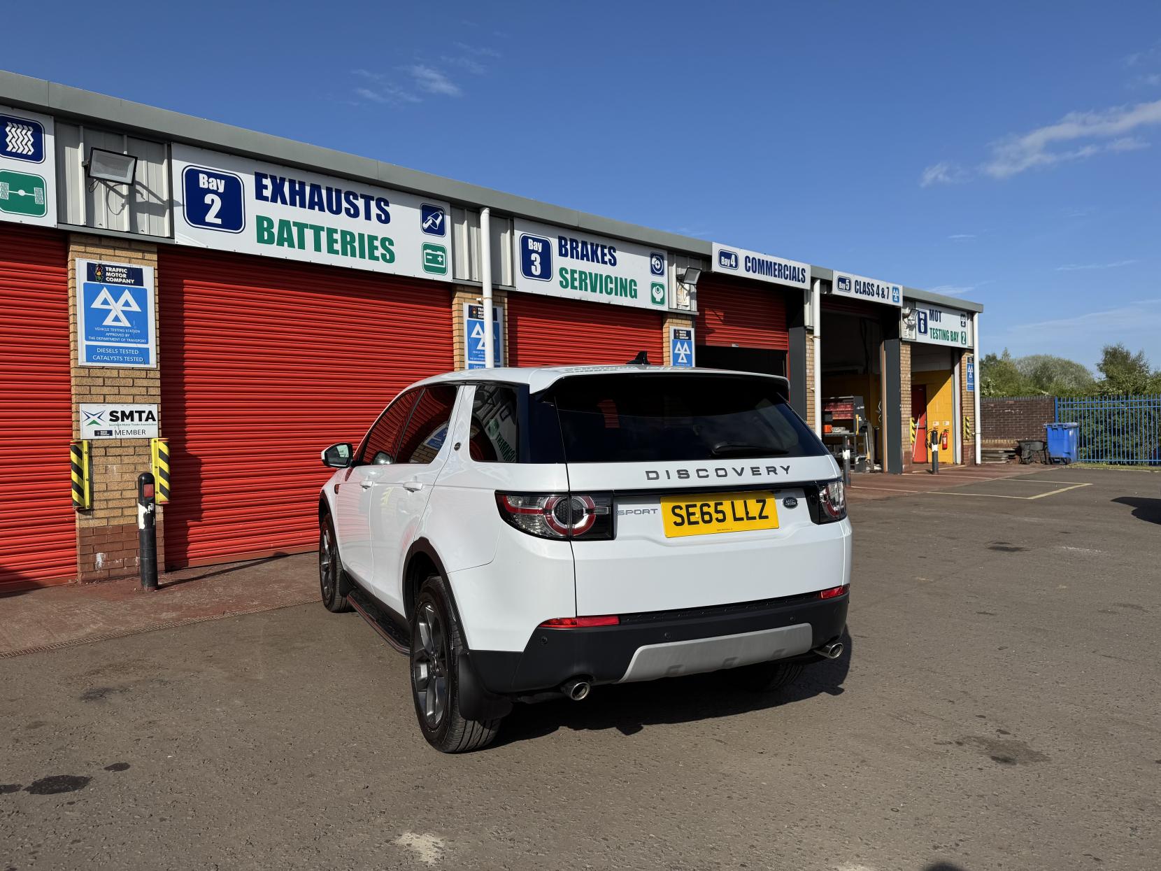 Land Rover Discovery Sport 2.0 TD4 HSE SUV 5dr Diesel Auto 4WD Euro 6 (s/s) (180 ps)
