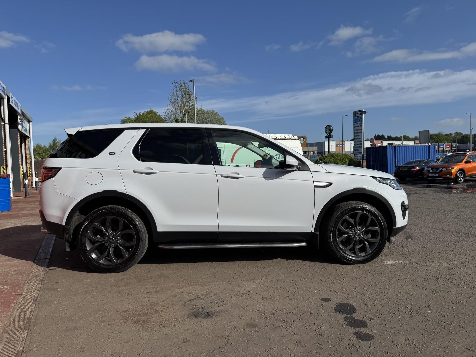 Land Rover Discovery Sport 2.0 TD4 HSE SUV 5dr Diesel Auto 4WD Euro 6 (s/s) (180 ps)