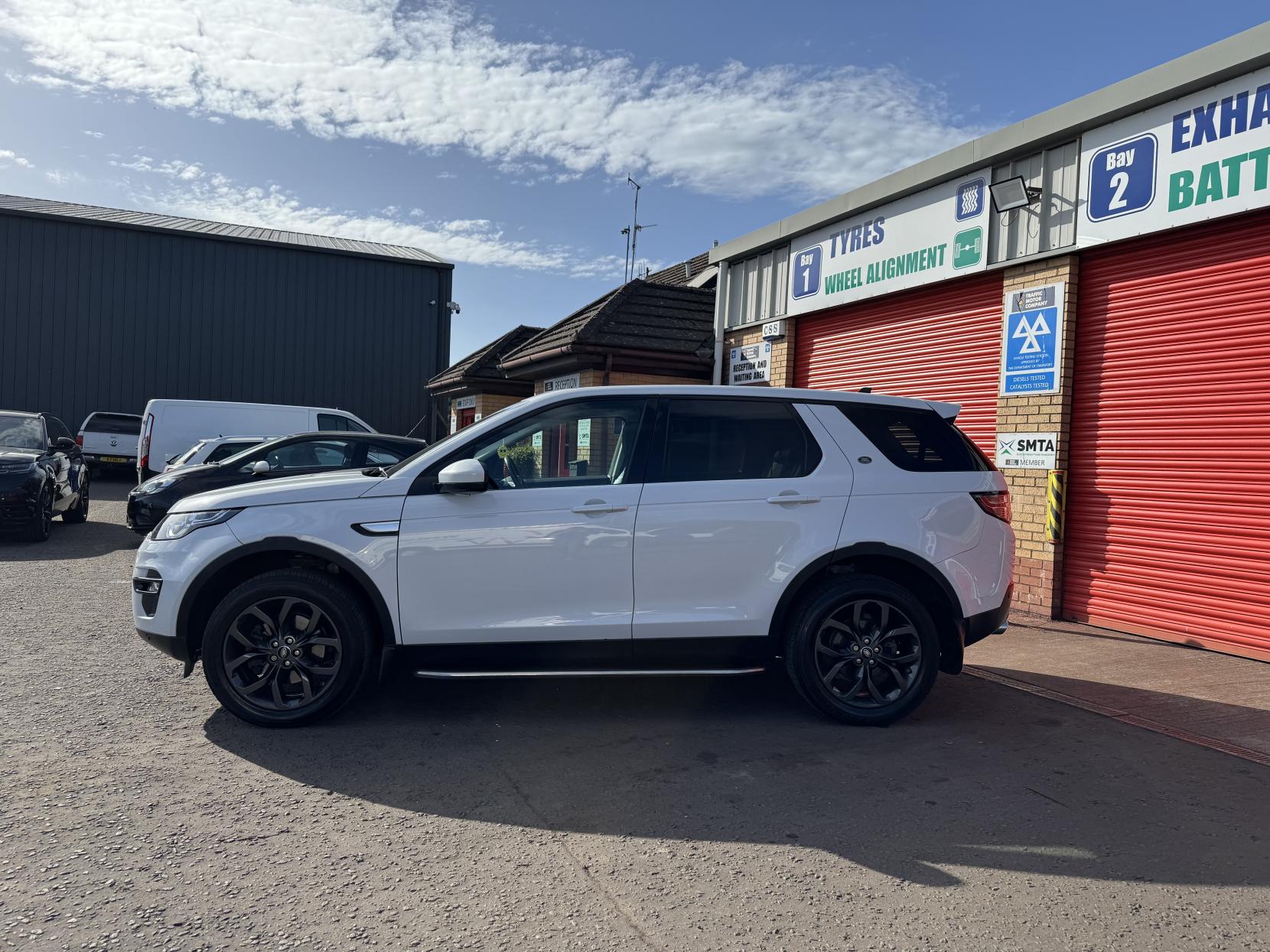 Land Rover Discovery Sport 2.0 TD4 HSE SUV 5dr Diesel Auto 4WD Euro 6 (s/s) (180 ps)