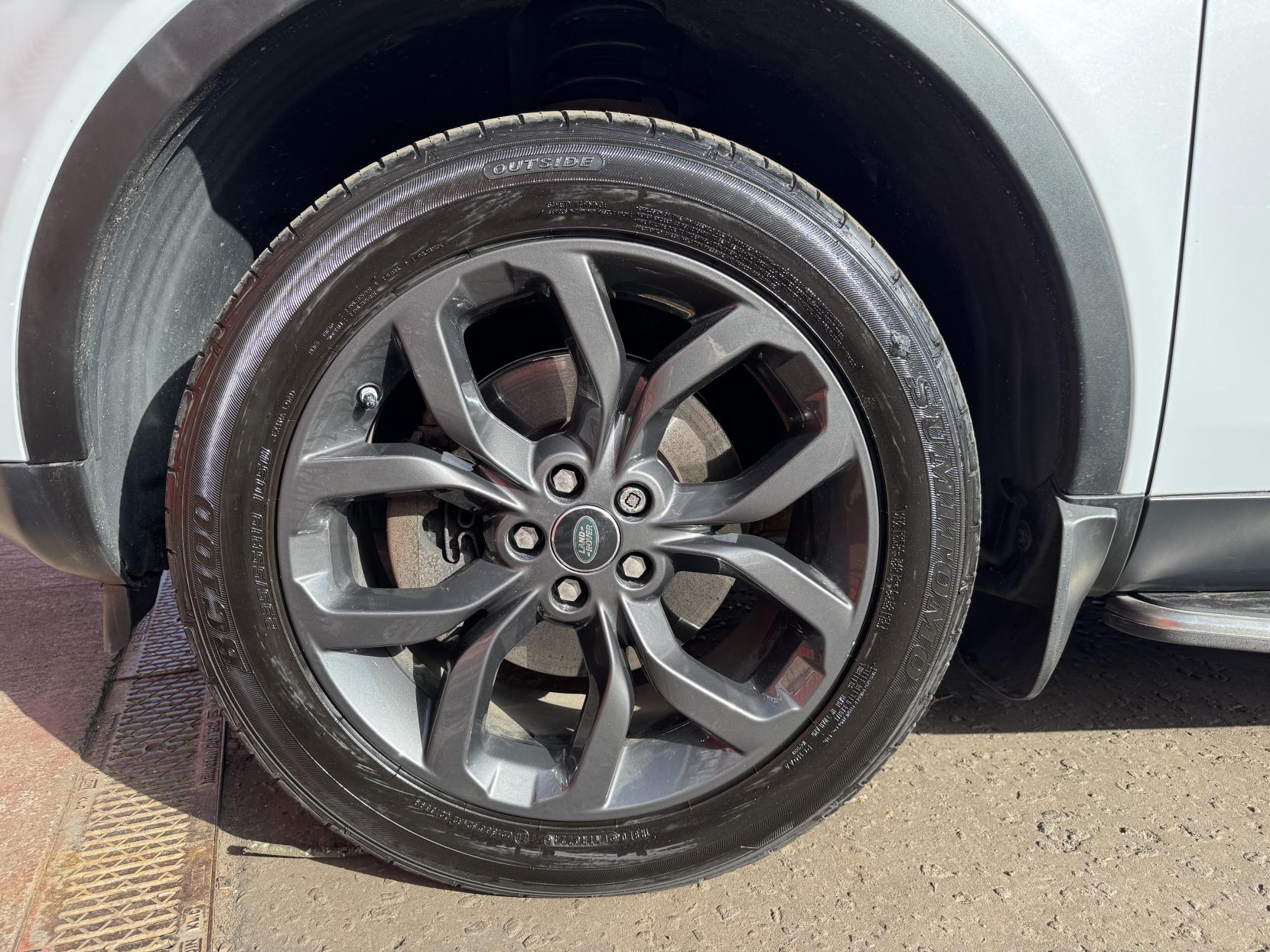 Land Rover Discovery Sport 2.0 TD4 HSE SUV 5dr Diesel Auto 4WD Euro 6 (s/s) (180 ps)