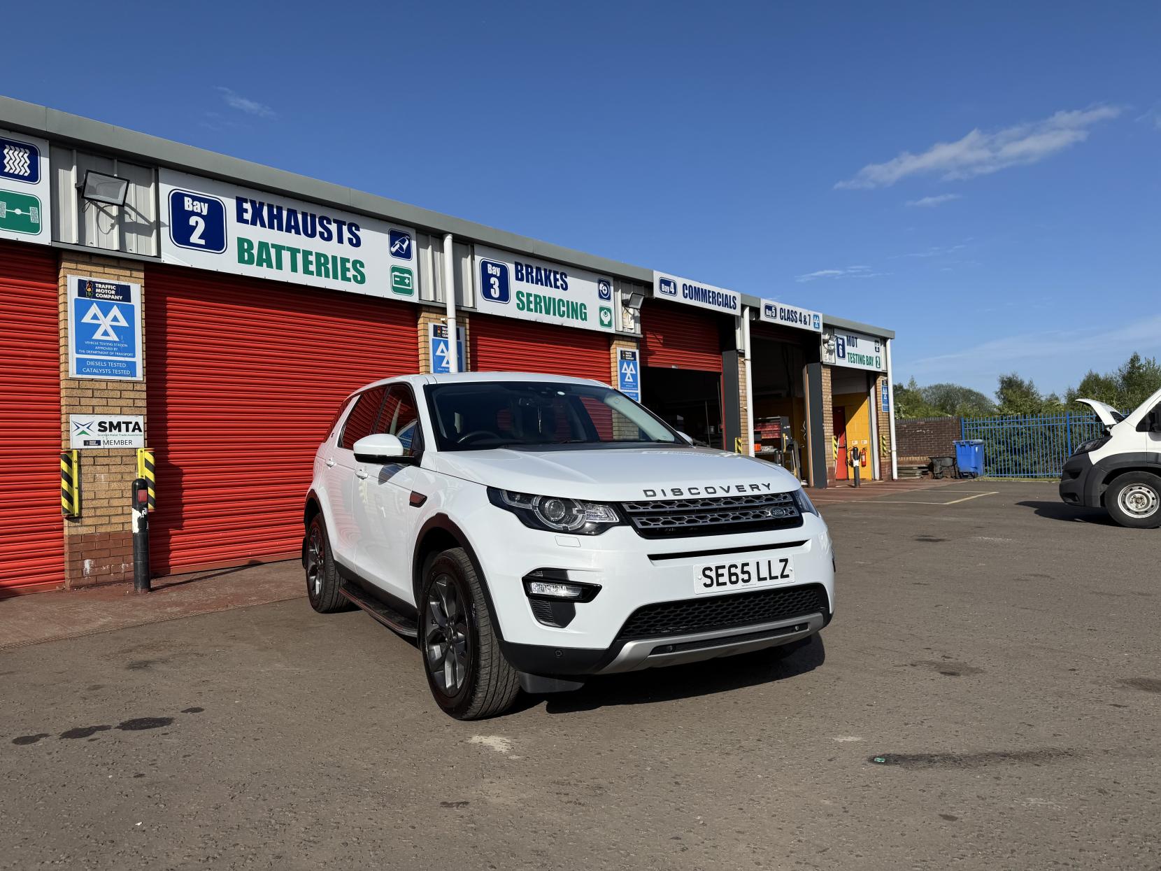 Land Rover Discovery Sport 2.0 TD4 HSE SUV 5dr Diesel Auto 4WD Euro 6 (s/s) (180 ps)