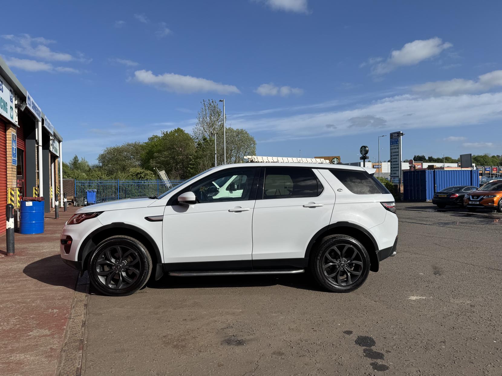 Land Rover Discovery Sport 2.0 TD4 HSE SUV 5dr Diesel Auto 4WD Euro 6 (s/s) (180 ps)