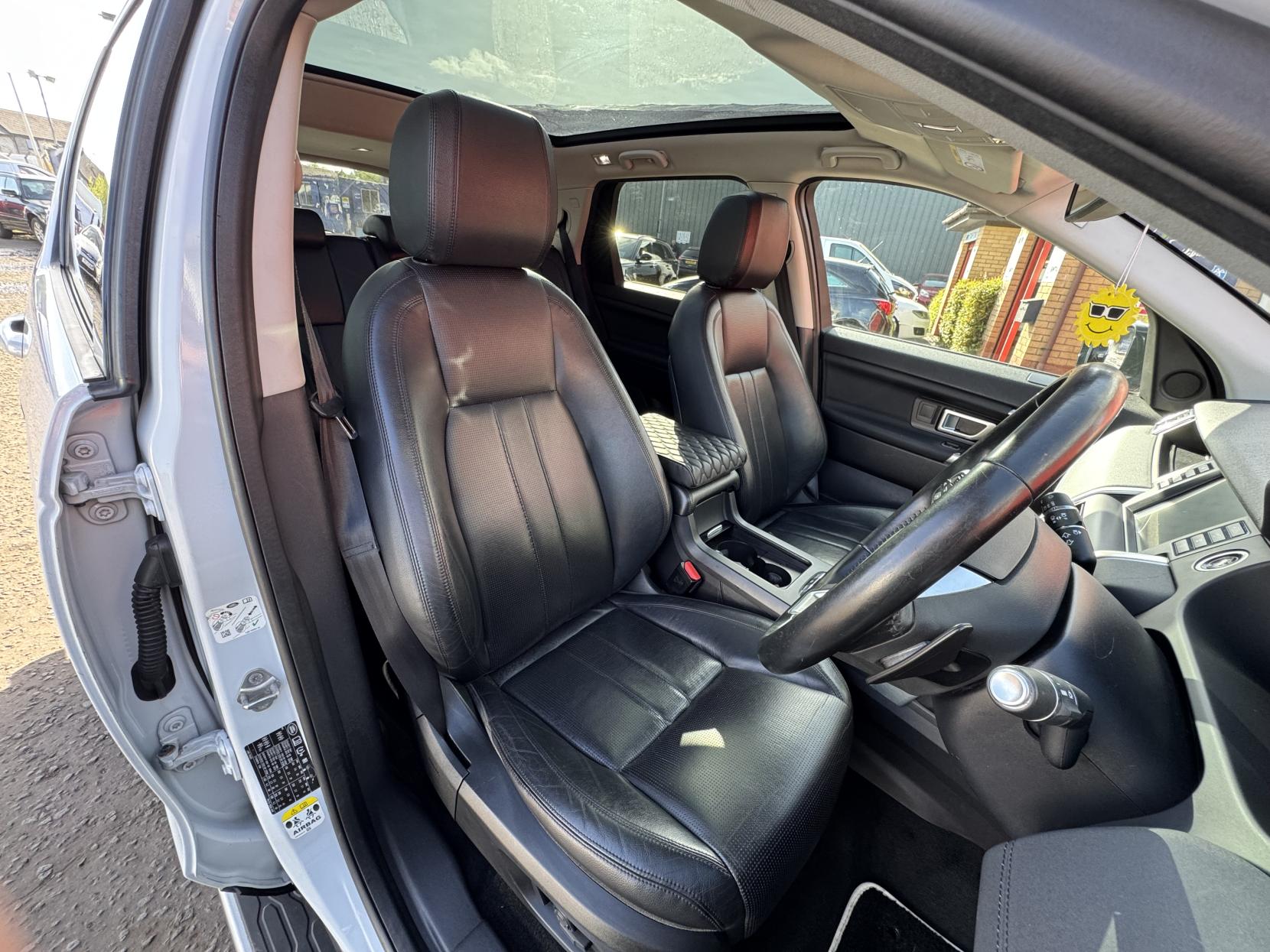 Land Rover Discovery Sport 2.0 TD4 HSE SUV 5dr Diesel Auto 4WD Euro 6 (s/s) (180 ps)