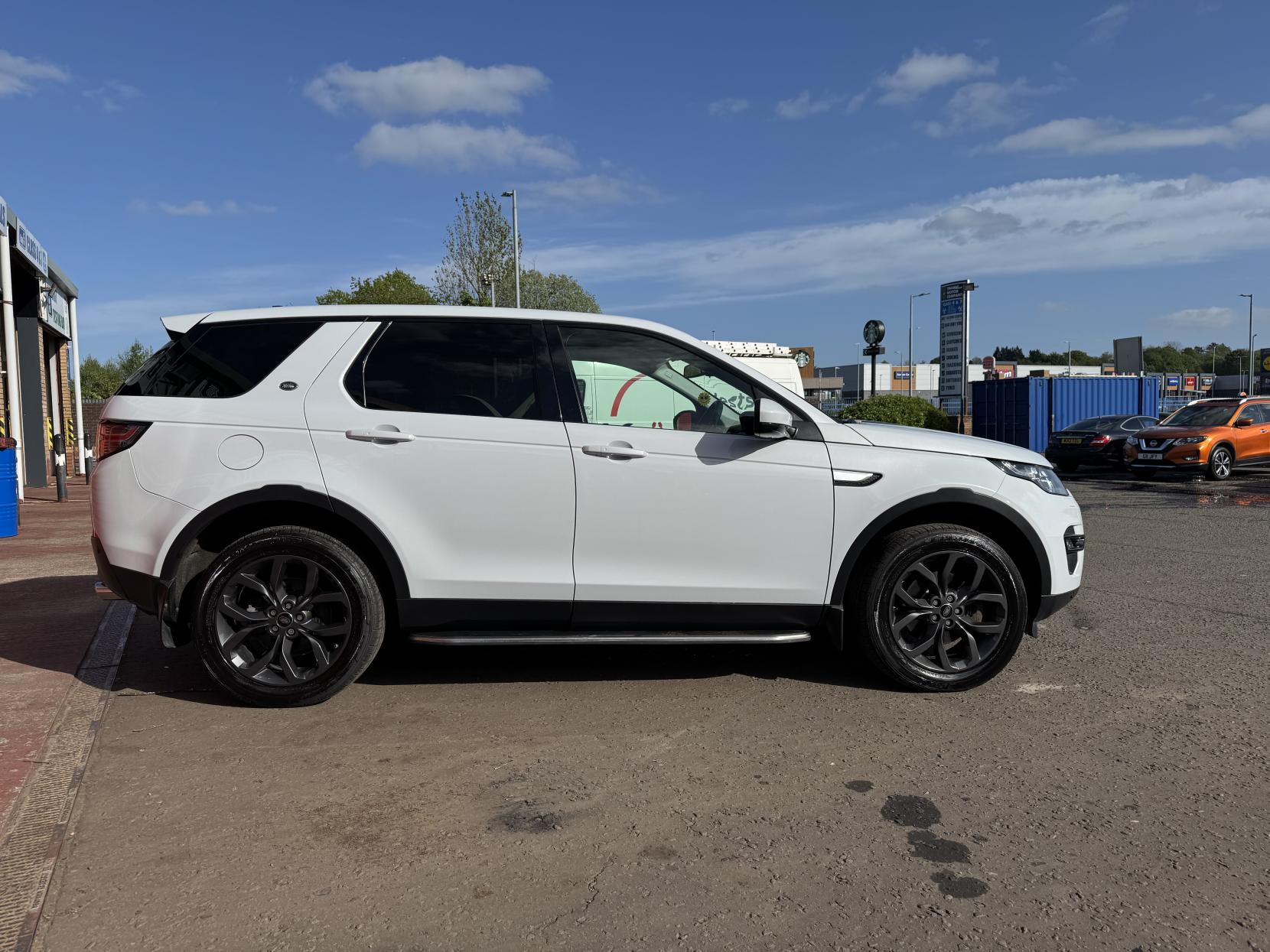 Land Rover Discovery Sport 2.0 TD4 HSE SUV 5dr Diesel Auto 4WD Euro 6 (s/s) (180 ps)