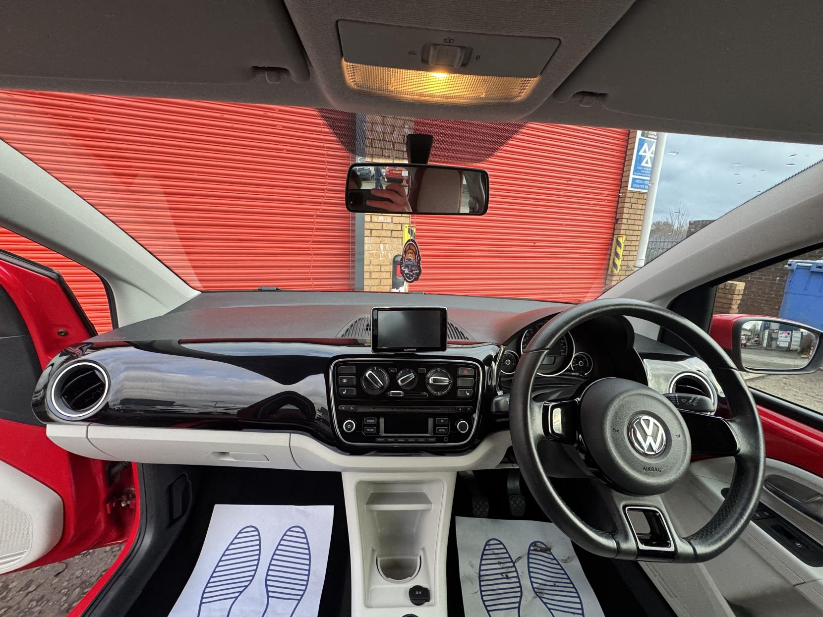 Volkswagen up! 1.0 High up! Hatchback 3dr Petrol Manual Euro 5 (75 ps)