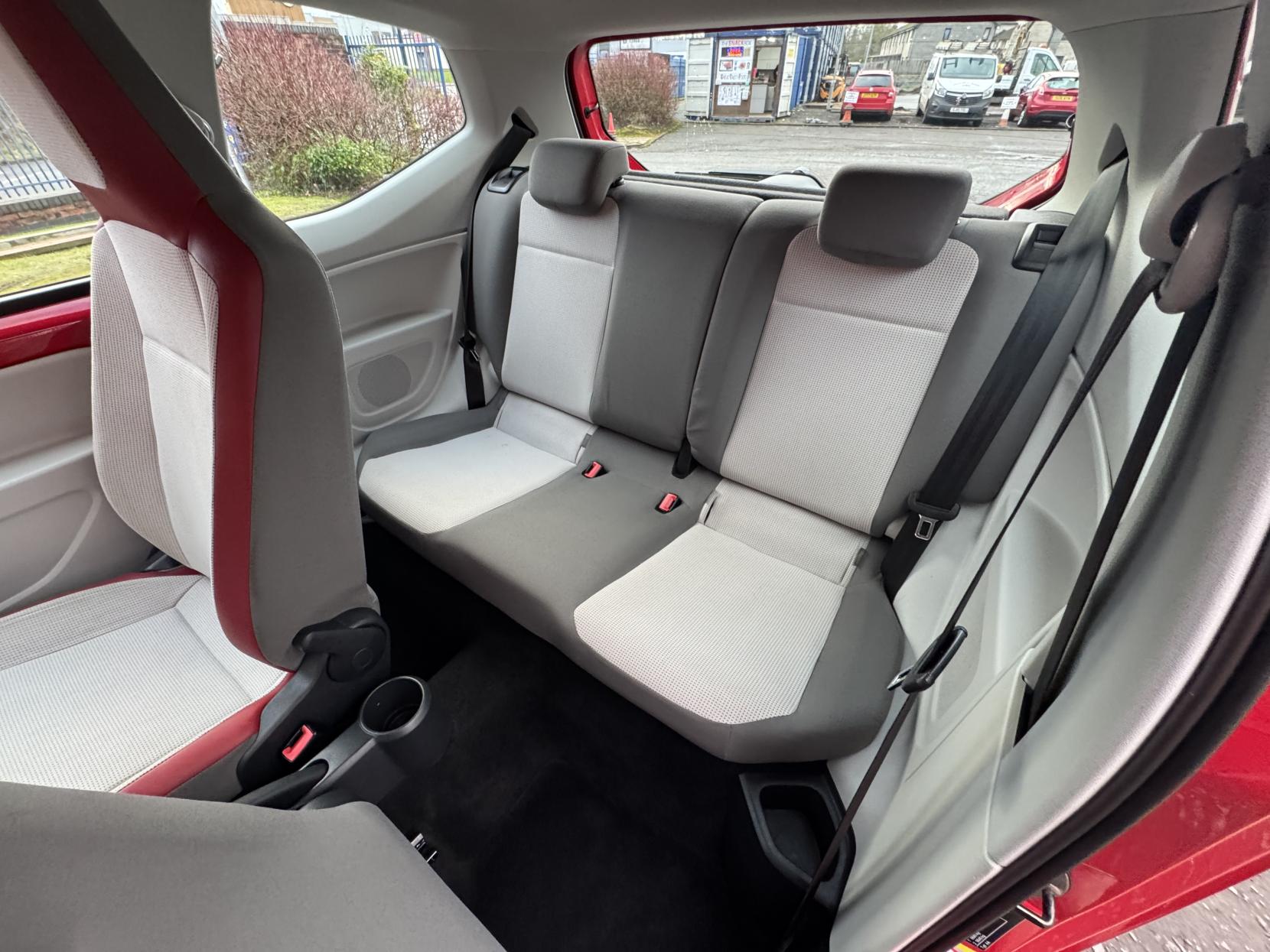 Volkswagen up! 1.0 High up! Hatchback 3dr Petrol Manual Euro 5 (75 ps)