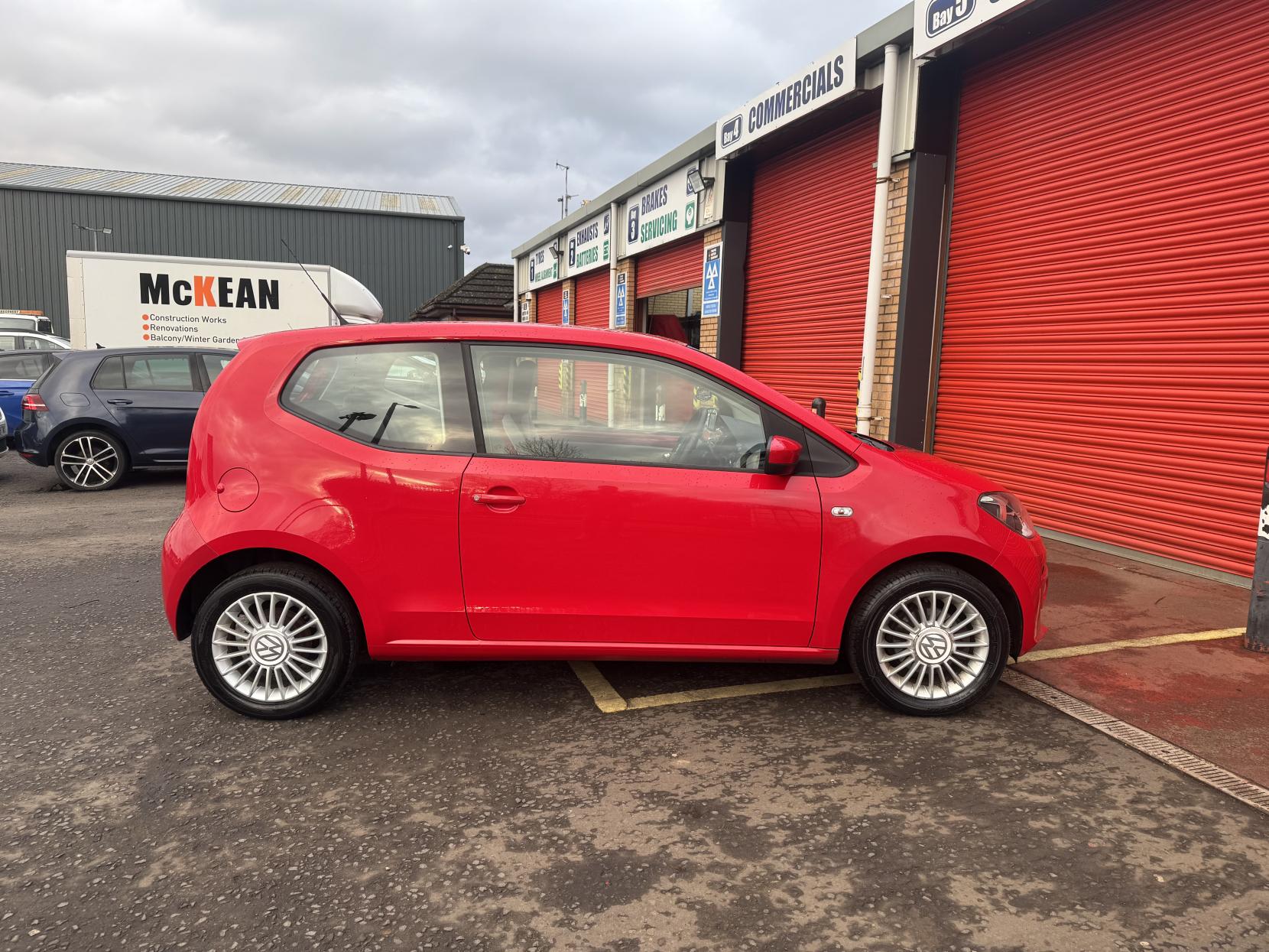 Volkswagen up! 1.0 High up! Hatchback 3dr Petrol Manual Euro 5 (75 ps)