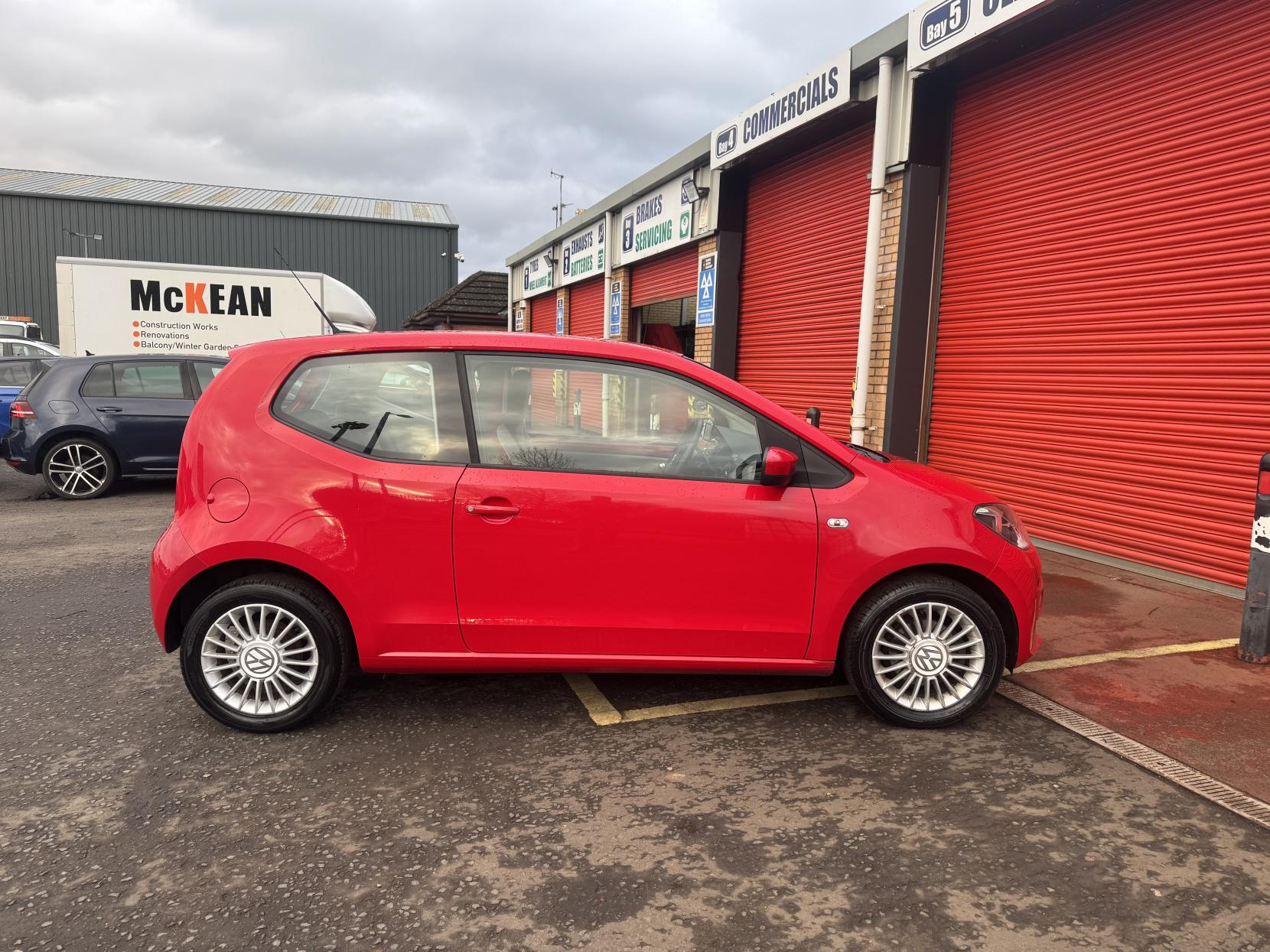 Volkswagen up! 1.0 High up! Hatchback 3dr Petrol Manual Euro 5 (75 ps)