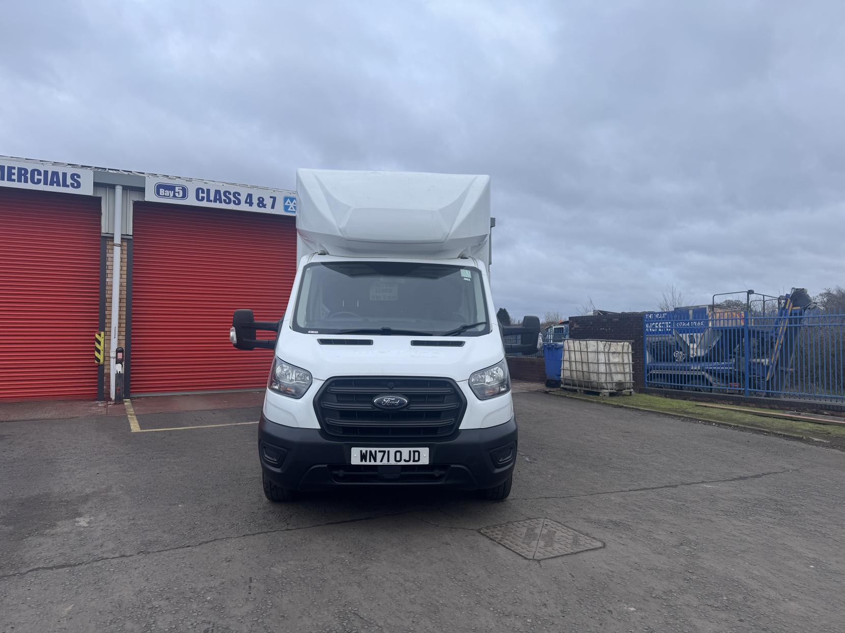 Ford Transit 2.0 350 EcoBlue Leader Luton 3dr Diesel Manual RWD L3 Euro 6 (s/s) (130 ps)