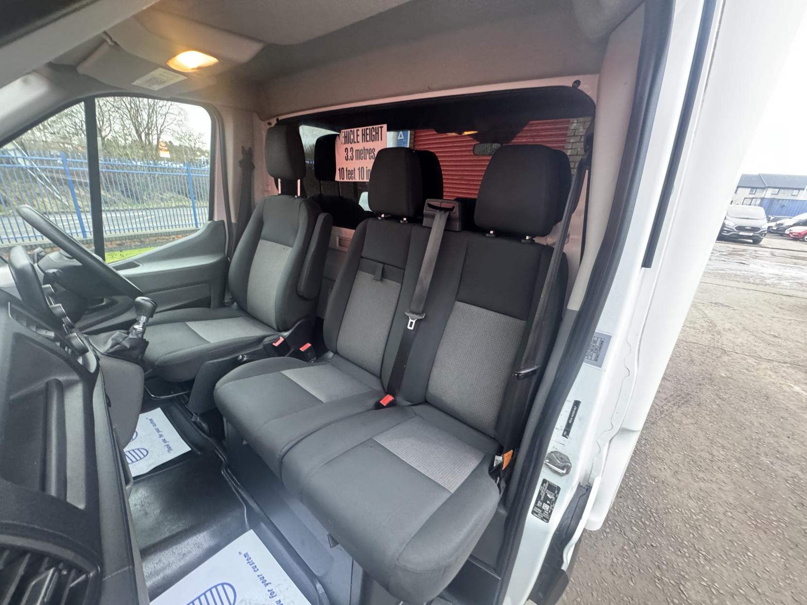 Ford Transit 2.0 350 EcoBlue Leader Luton 3dr Diesel Manual RWD L3 Euro 6 (s/s) (130 ps)