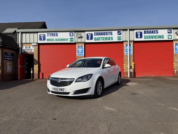 Vauxhall Insignia 2.0 CDTi ecoFLEX Design Nav Hatchback 5dr Diesel Manual Euro 5 (s/s) (140 ps)