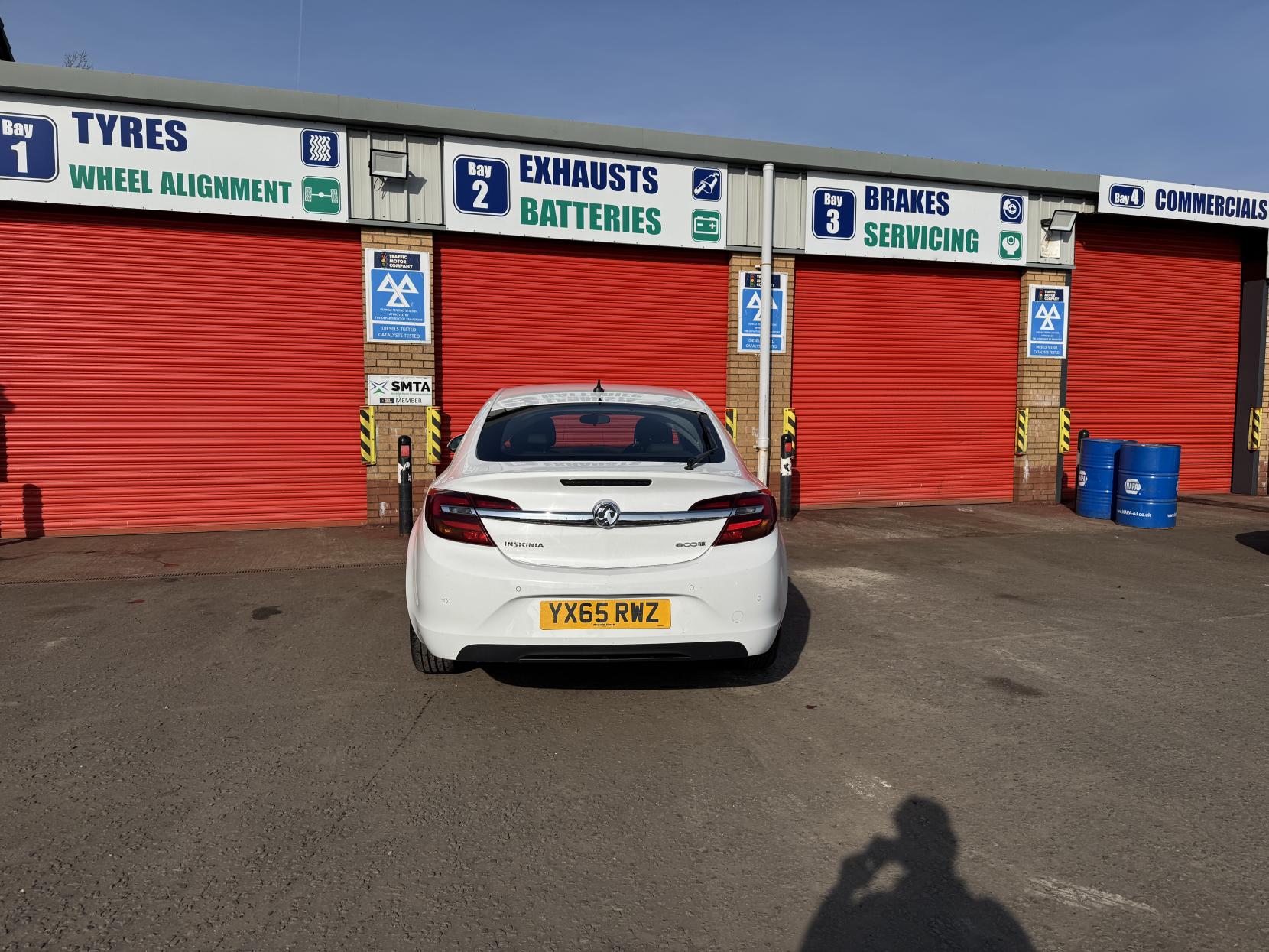 Vauxhall Insignia 2.0 CDTi ecoFLEX Design Nav Hatchback 5dr Diesel Manual Euro 5 (s/s) (140 ps)