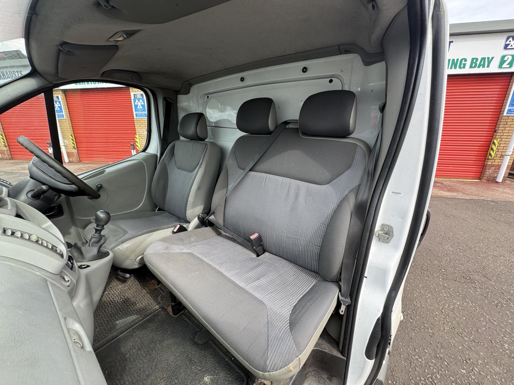 Vauxhall Vivaro 1.9 2900 CDTi Panel Van 4dr Diesel Manual FWD L1 (99 bhp)