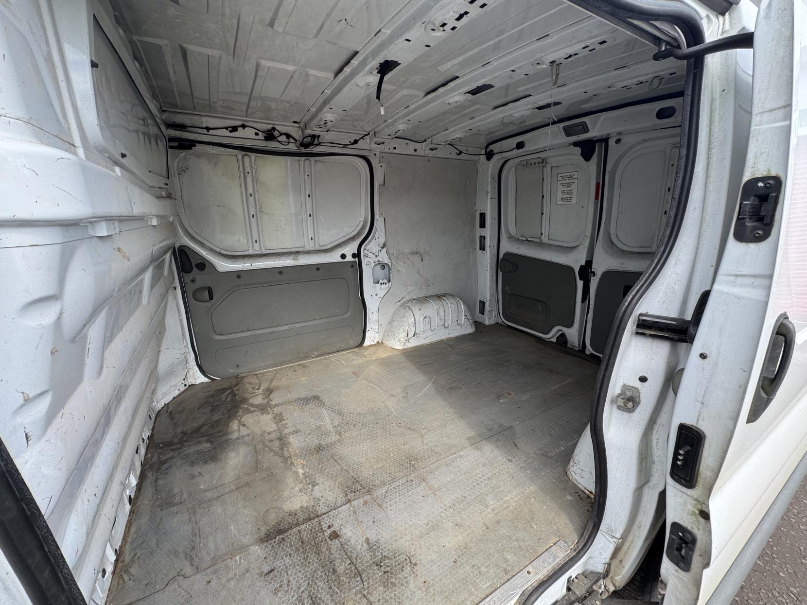 Vauxhall Vivaro 1.9 2900 CDTi Panel Van 4dr Diesel Manual FWD L1 (99 bhp)