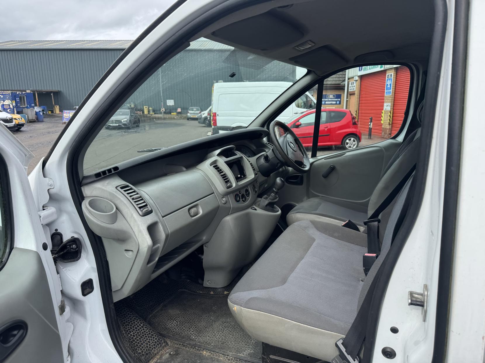 Vauxhall Vivaro 1.9 2900 CDTi Panel Van 4dr Diesel Manual FWD L1 (99 bhp)