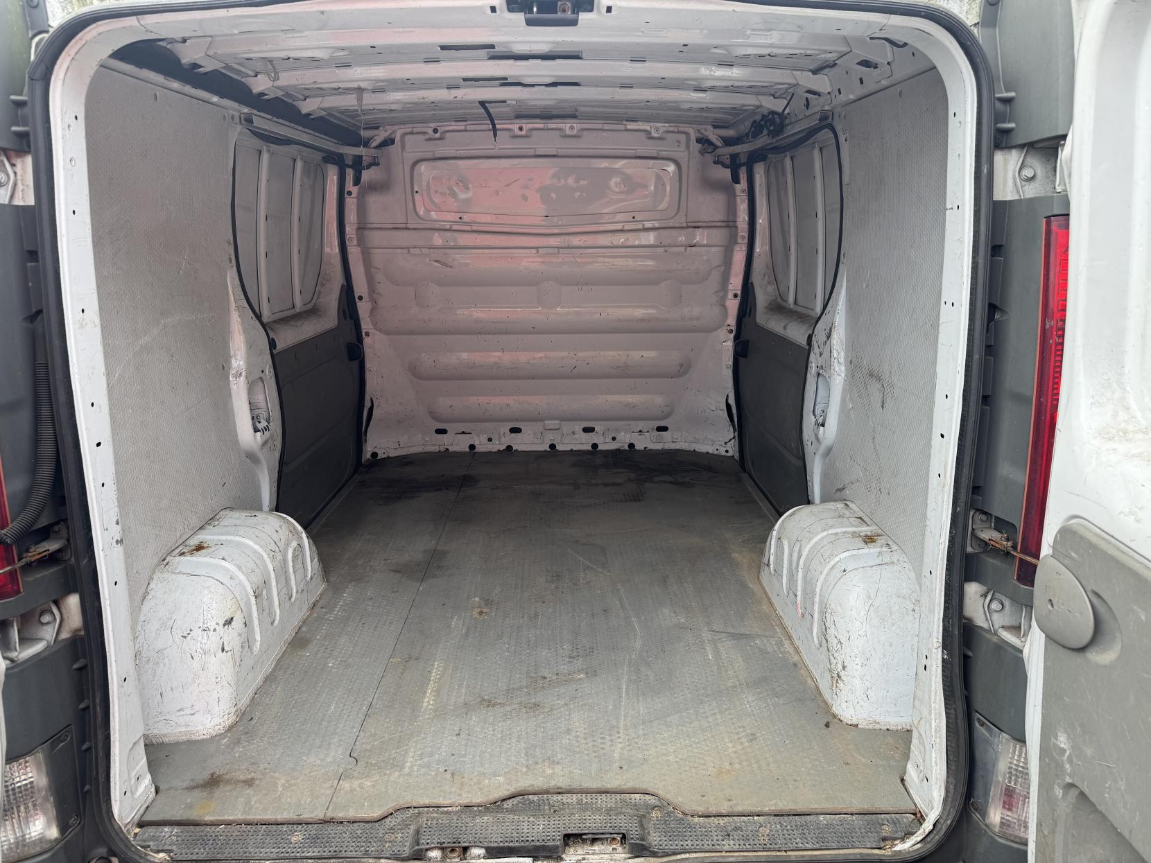 Vauxhall Vivaro 1.9 2900 CDTi Panel Van 4dr Diesel Manual FWD L1 (99 bhp)