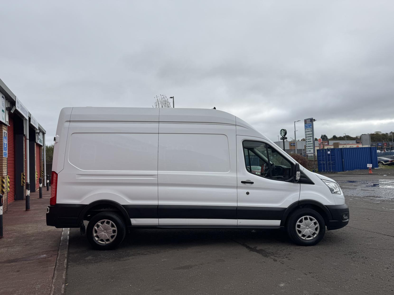 Ford Transit 2.0 350 EcoBlue Trend Panel Van 5dr Diesel Manual RWD L3 H3 Euro 6 (s/s) (130 ps)