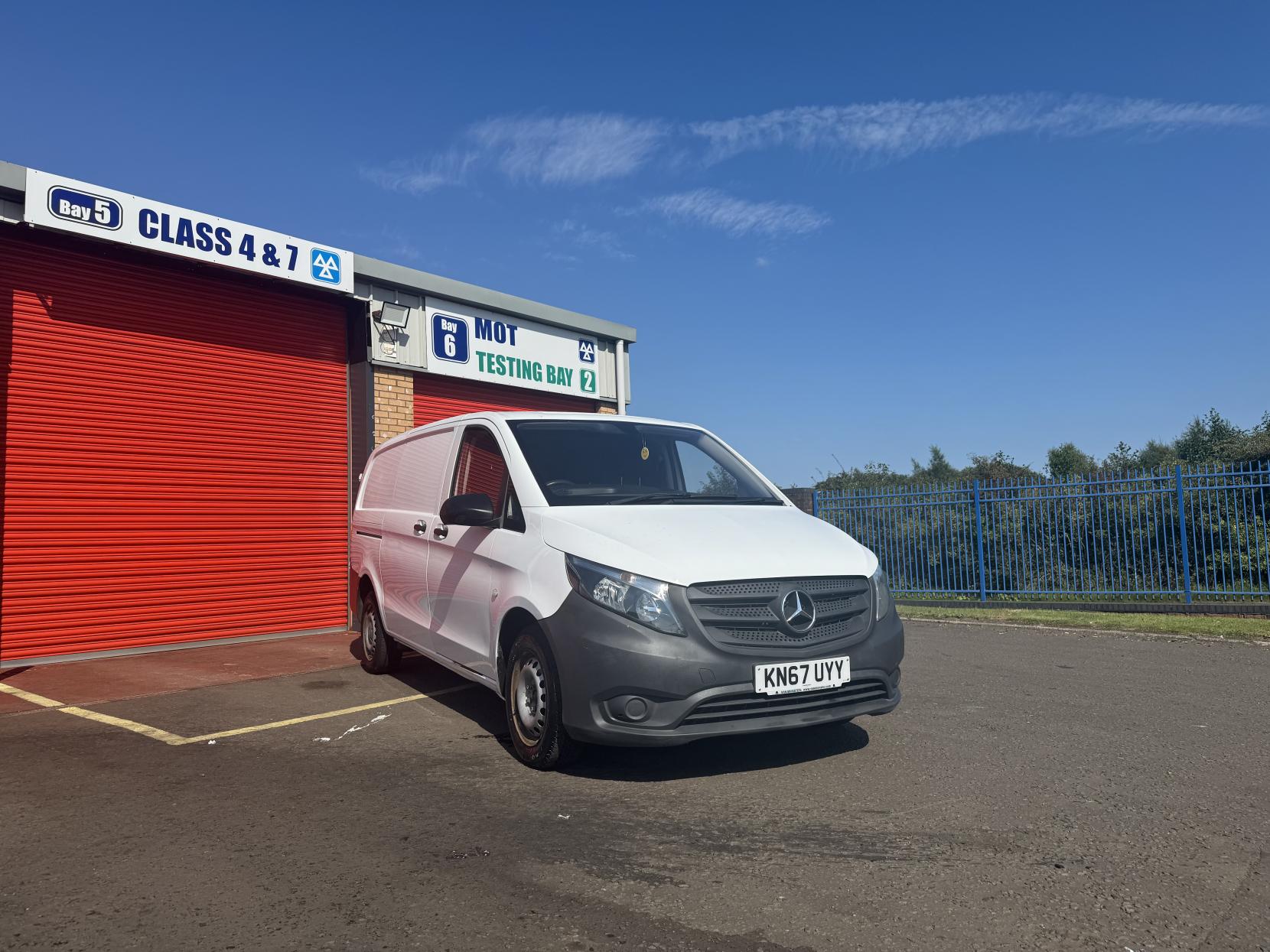 Mercedes-Benz Vito 1.6 111 CDI Panel Van 6dr Diesel Manual FWD L2 Euro 6 (114 ps)
